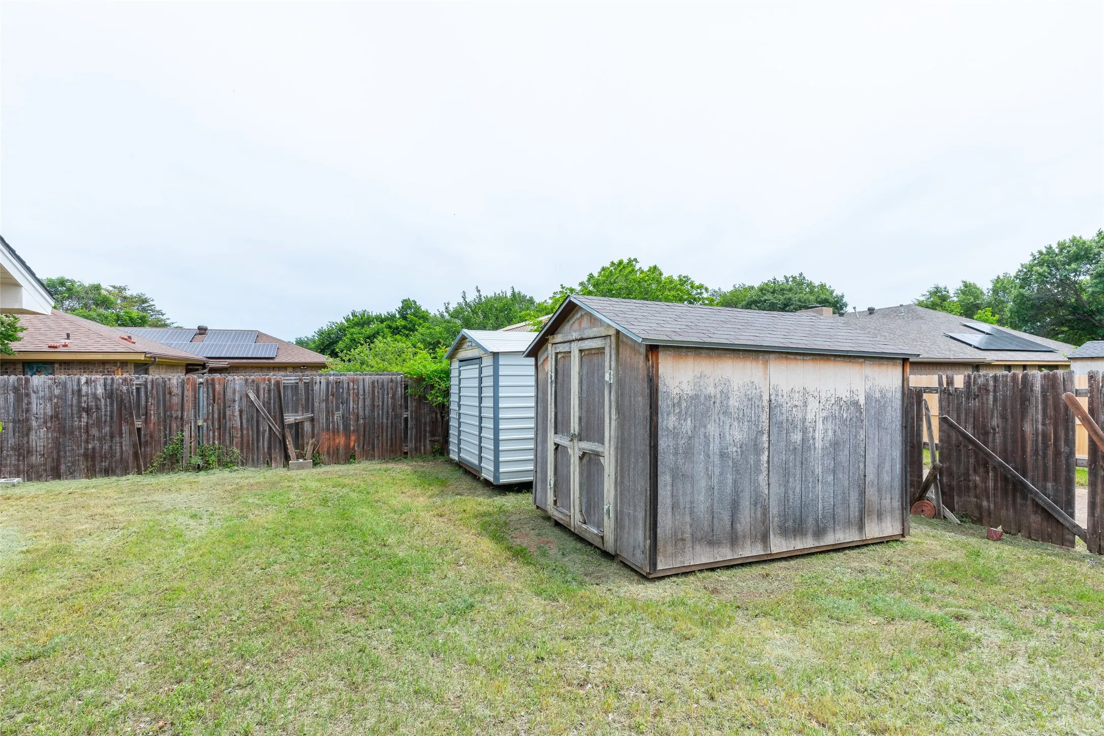 Single Family Residence For Sale in Taylor County , 3265 Woodhollow Circle, Abilene, Texas 79606, 3 Bedroom, 3 Bathroom, 2 Garage spaces, 2,055 Sqft, built in 1978, Preowned, mls#21259134, Real Estate Agent in Abilene, Homes For Sale in Taylor county, Homes For Sale in Abilene, Realtor in Abilene Texas, Real Estate Brokerage Independent Realty Texas, Luminita Cordes Realtor