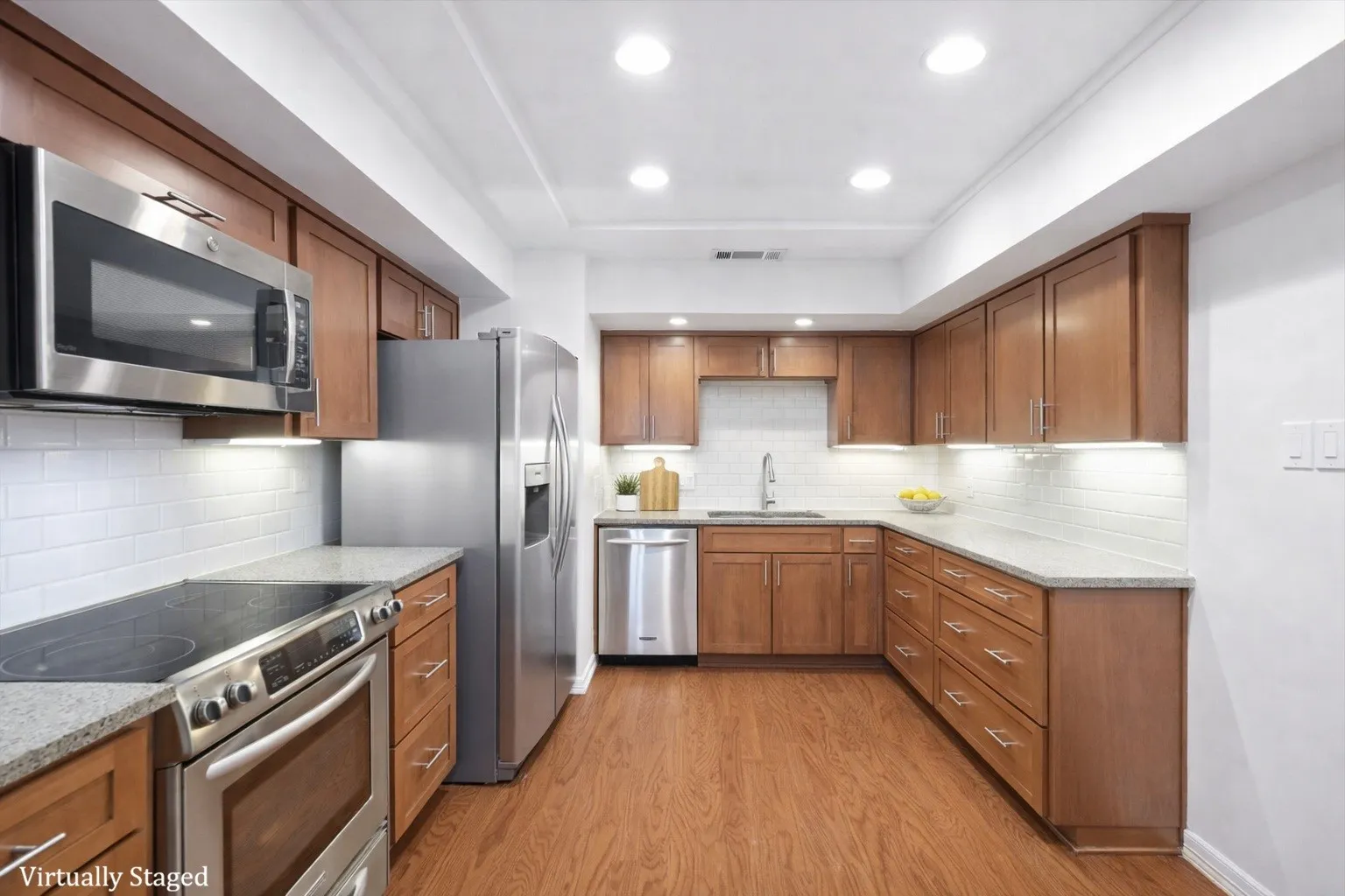 Condominium For Sale in Dallas County , 5200 Keller Springs Road 1322, Dallas, Texas 75248, 2 Bedroom, 2 Bathroom, 1 Garage spaces, 2,006 Sqft, built in 1981, Preowned, mls#21260110, Real Estate Agent in Dallas, Homes For Sale in Dallas county, Homes For Sale in Dallas, Realtor in Dallas Texas, Real Estate Brokerage Independent Realty Texas, Luminita Cordes Realtor