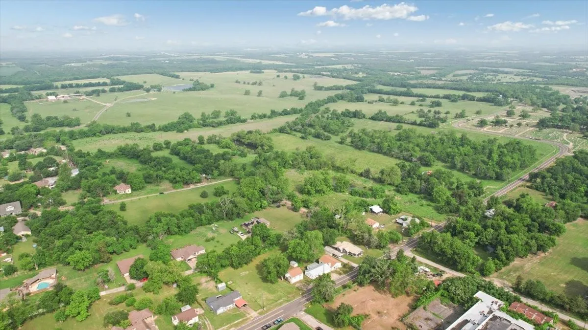 Unimproved Land For Sale in Fannin County , TBD N Fm 100, Honey Grove, Texas 75446, 0, 0, Garage spaces, 0 Sqft, built in 0, Price $3,400,000, mls#21245961, Real Estate Agent in Honey Grove, Homes For Sale in Fannin county, Homes For Sale in Honey Grove, Realtor in Honey Grove Texas, Real Estate Brokerage Independent Realty Texas, Luminita Cordes Realtor