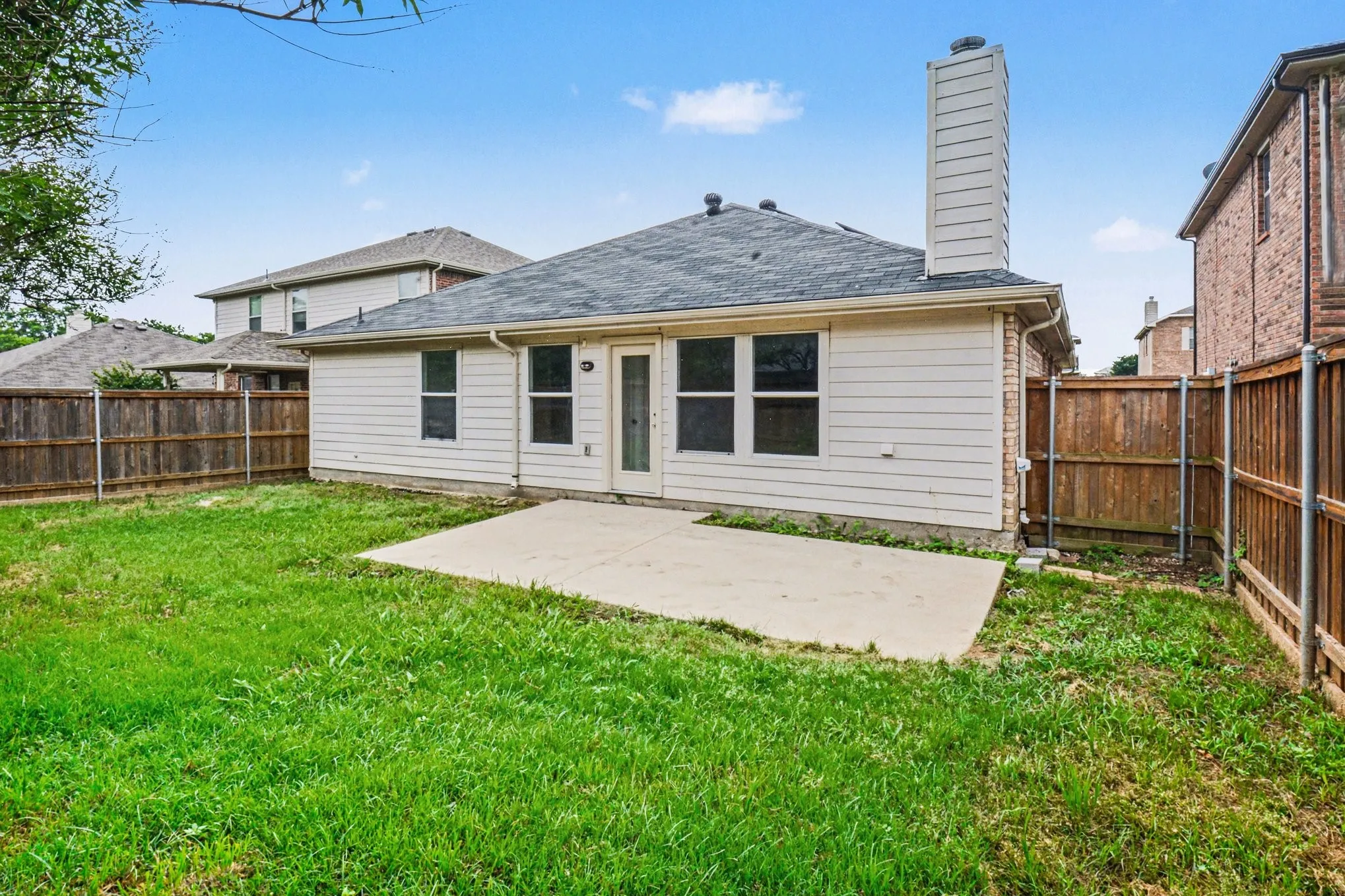 Single Family Residence For Sale in Collin County , 505 Creekside Drive, Princeton, Texas 75407, 4 Bedroom, 2 Bathroom, 2 Garage spaces, 1,938 Sqft, built in 2006, Preowned, mls#21259764, Real Estate Agent in Princeton, Homes For Sale in Collin county, Homes For Sale in Princeton, Realtor in Princeton Texas, Real Estate Brokerage Independent Realty Texas, Luminita Cordes Realtor