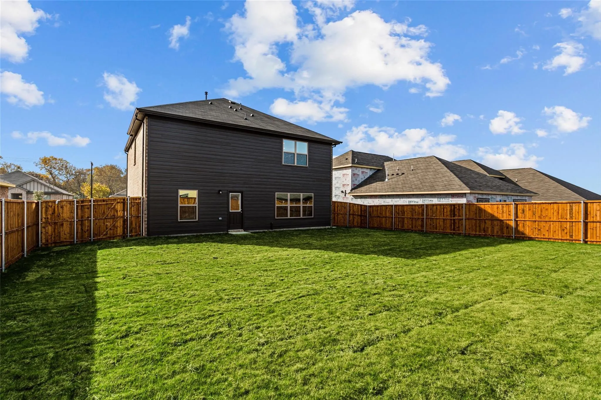 Single Family Residence For Rent in Grayson County , 512 Meadow Run Drive, Van Alstyne, Texas 75495, 5 Bedrooms, 3 Bathrooms, 2 Garage spaces, 2,484 Sqft, built in 2024, Preowned, Price $2,400, mls#21259694, Real Estate Agent in Van Alstyne, Homes For Rent in Grayson county, Homes For Rent in Van Alstyne, Realtor in Van Alstyne Texas, Real Estate Brokerage Independent Realty Texas, Luminita Cordes Realtor