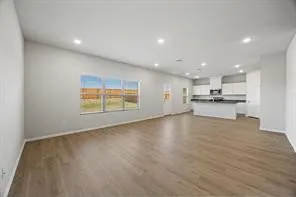 Single Family Residence For Rent in Grayson County , 512 Meadow Run Drive, Van Alstyne, Texas 75495, 5 Bedrooms, 3 Bathrooms, 2 Garage spaces, 2,484 Sqft, built in 2024, Preowned, Price $2,400, mls#21259694, Real Estate Agent in Van Alstyne, Homes For Rent in Grayson county, Homes For Rent in Van Alstyne, Realtor in Van Alstyne Texas, Real Estate Brokerage Independent Realty Texas, Luminita Cordes Realtor