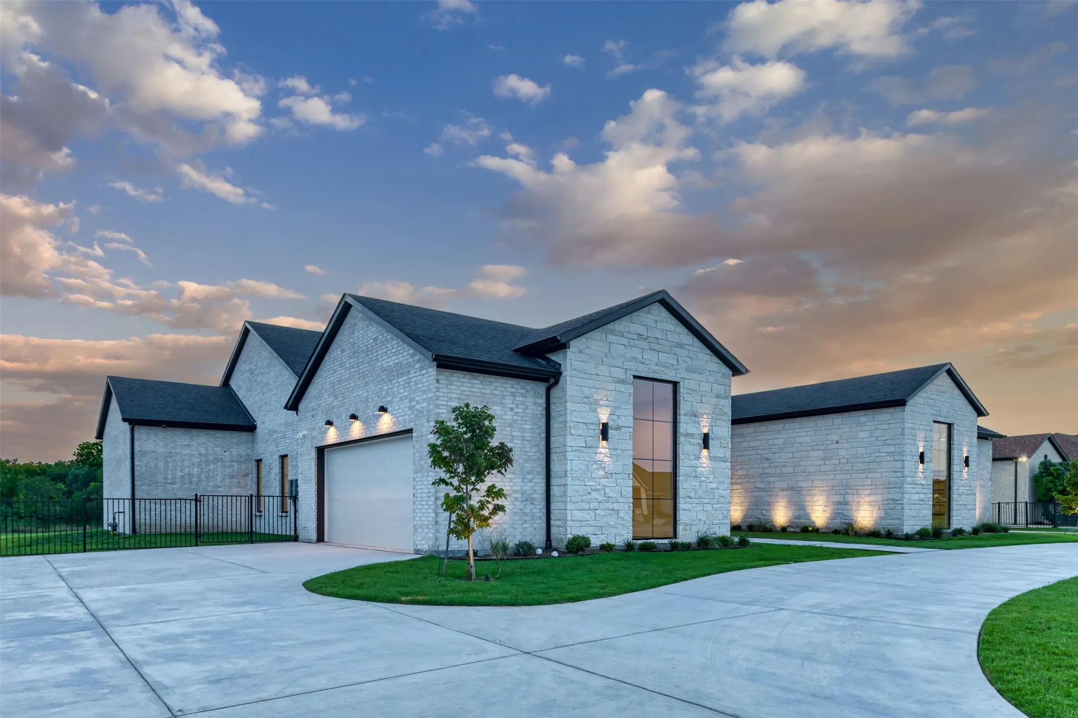 Single Family Residence For Sale in Rockwall County , 113 Ambrosia Lane, Heath, Texas 75032, 5 Bedroom, 5 Bathroom, 4 Garage spaces, 4,080 Sqft, built in 2026, mls#21257055, Real Estate Agent in Heath, Homes For Sale in Rockwall county, Homes For Sale in Heath, Realtor in Heath Texas, Real Estate Brokerage Independent Realty Texas, Luminita Cordes Realtor