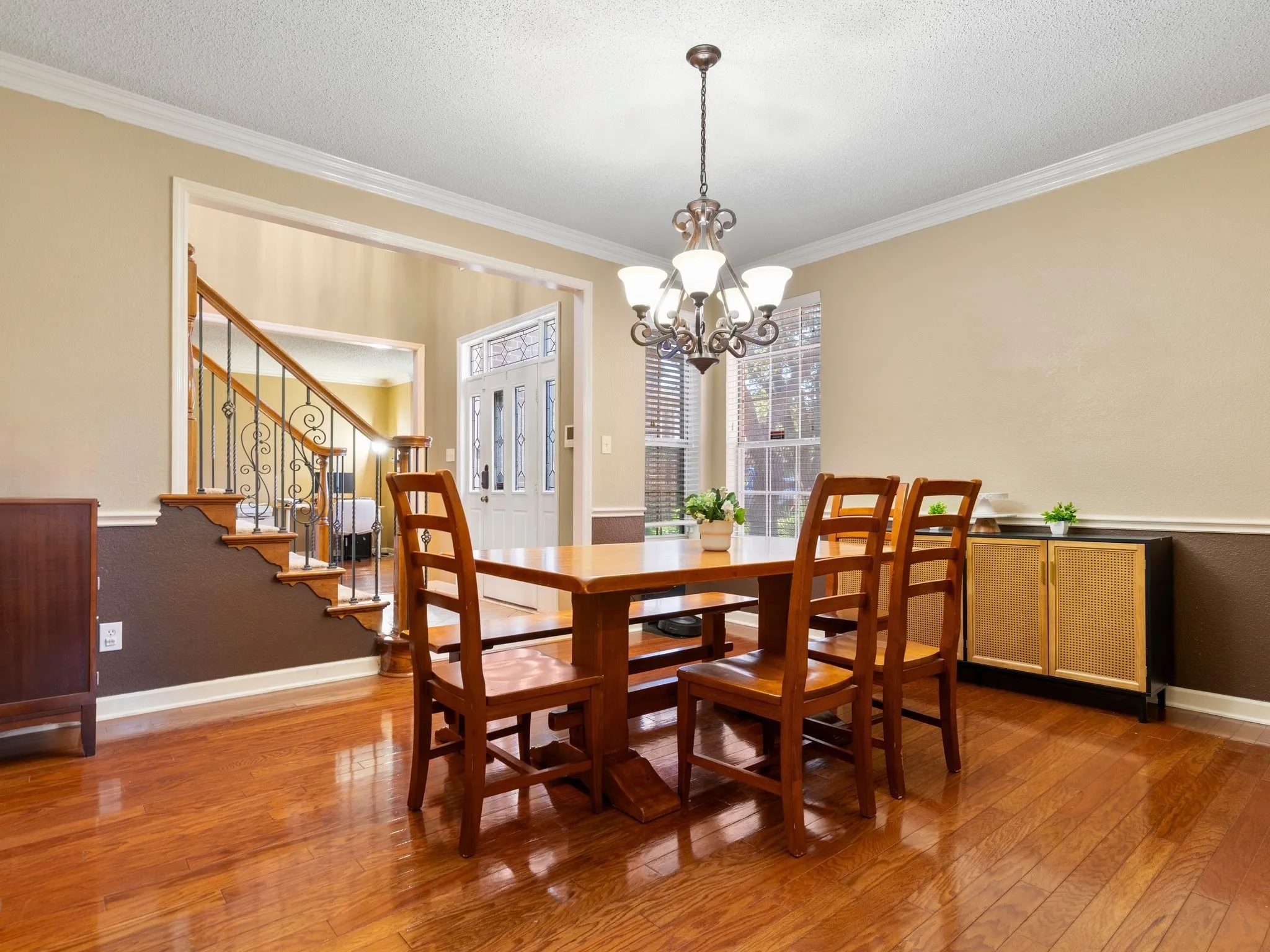 Single Family Residence For Sale in Tarrant County , 5213 Hot Springs Trail, Fort Worth, Texas 76137, 4 Bedroom, 3 Bathroom, 2 Garage spaces, 3,392 Sqft, built in 1993, Preowned, mls#21258724, Real Estate Agent in Fort Worth, Homes For Sale in Tarrant county, Homes For Sale in Fort Worth, Realtor in Fort Worth Texas, Real Estate Brokerage Independent Realty Texas, Luminita Cordes Realtor