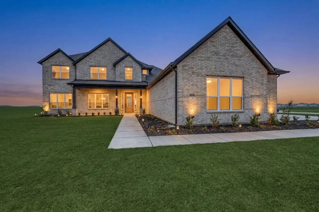 Single Family Residence For Sale in Kaufman County , 6704 Bassett Lane, Mesquite, Texas 75126, 4 Bedroom, 4 Bathroom, 3 Garage spaces, 3,268 Sqft, built in 2025, New Construction - Complete, mls#21260252, Real Estate Agent in Mesquite, Homes For Sale in Kaufman county, Homes For Sale in Mesquite, Realtor in Mesquite Texas, Real Estate Brokerage Independent Realty Texas, Luminita Cordes Realtor