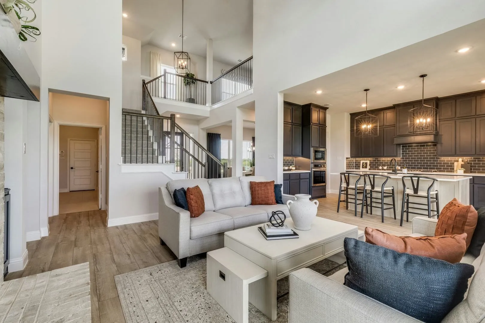 Single Family Residence For Sale in Kaufman County , 6704 Bassett Lane, Mesquite, Texas 75126, 4 Bedroom, 4 Bathroom, 3 Garage spaces, 3,268 Sqft, built in 2025, New Construction - Complete, mls#21260252, Real Estate Agent in Mesquite, Homes For Sale in Kaufman county, Homes For Sale in Mesquite, Realtor in Mesquite Texas, Real Estate Brokerage Independent Realty Texas, Luminita Cordes Realtor