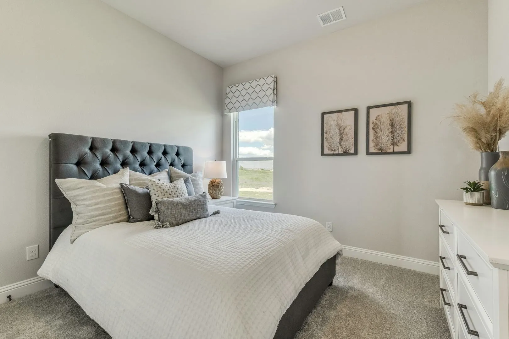 Single Family Residence For Sale in Kaufman County , 6704 Bassett Lane, Mesquite, Texas 75126, 4 Bedroom, 4 Bathroom, 3 Garage spaces, 3,268 Sqft, built in 2025, New Construction - Complete, mls#21260252, Real Estate Agent in Mesquite, Homes For Sale in Kaufman county, Homes For Sale in Mesquite, Realtor in Mesquite Texas, Real Estate Brokerage Independent Realty Texas, Luminita Cordes Realtor