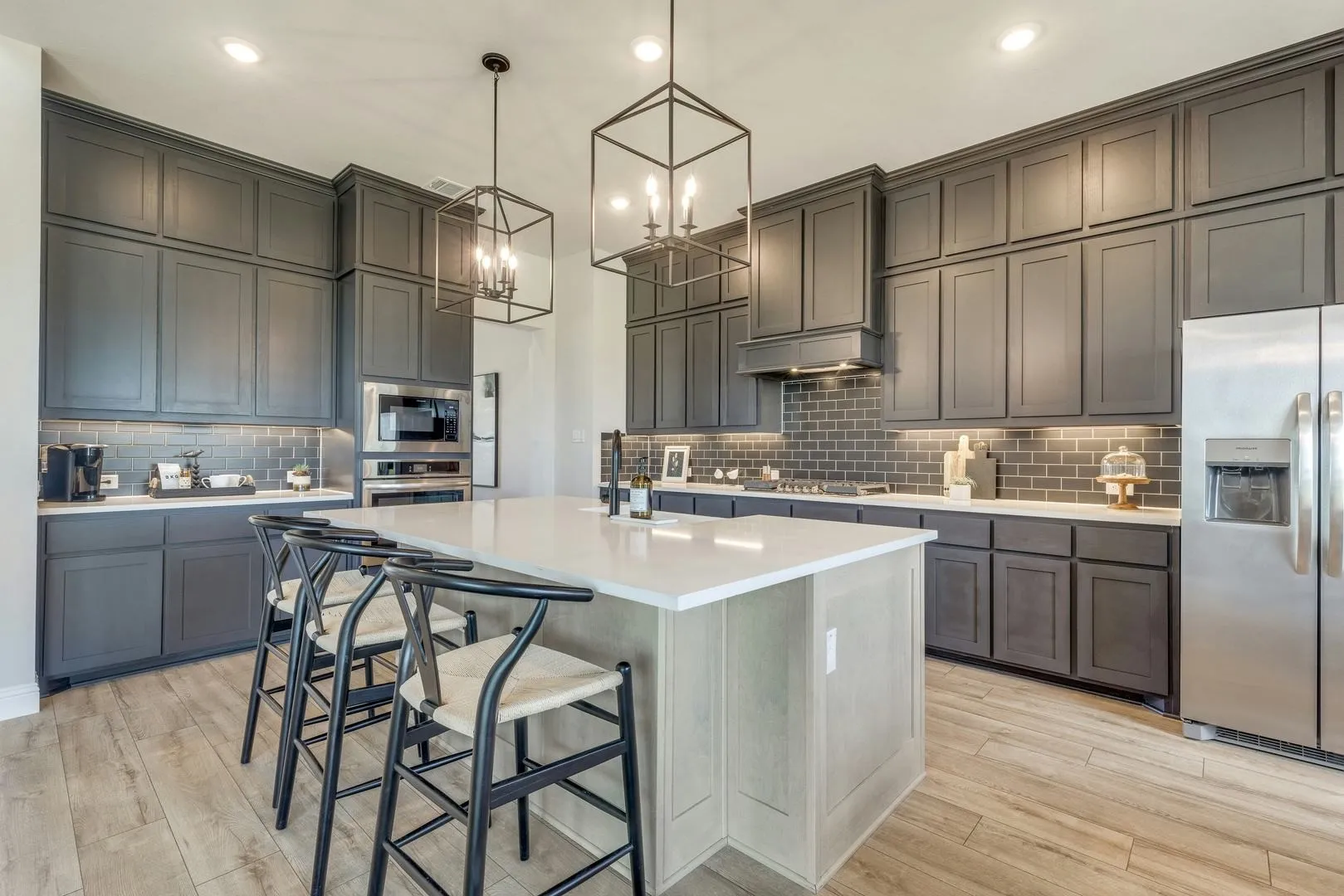 Single Family Residence For Sale in Kaufman County , 6704 Bassett Lane, Mesquite, Texas 75126, 4 Bedroom, 4 Bathroom, 3 Garage spaces, 3,268 Sqft, built in 2025, New Construction - Complete, mls#21260252, Real Estate Agent in Mesquite, Homes For Sale in Kaufman county, Homes For Sale in Mesquite, Realtor in Mesquite Texas, Real Estate Brokerage Independent Realty Texas, Luminita Cordes Realtor