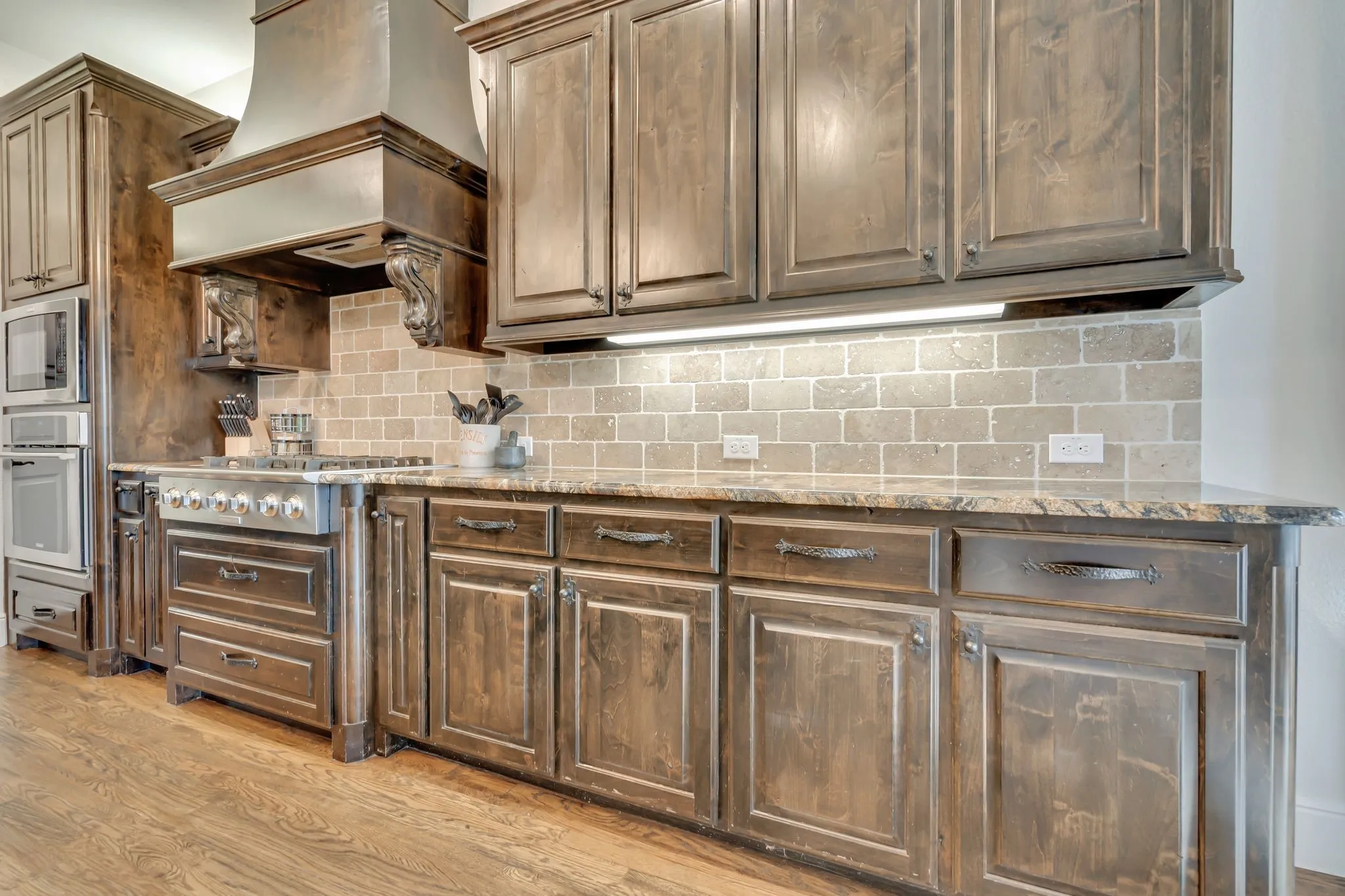 Single Family Residence For Sale in Denton County , 601 Sandy Lane, Flower Mound, Texas 75022, 5 Bedroom, 4 Bathroom, 2 Garage spaces, 3,839 Sqft, built in 2016, mls#21260279, Real Estate Agent in Flower Mound, Homes For Sale in Denton county, Homes For Sale in Flower Mound, Realtor in Flower Mound Texas, Real Estate Brokerage Independent Realty Texas, Luminita Cordes Realtor