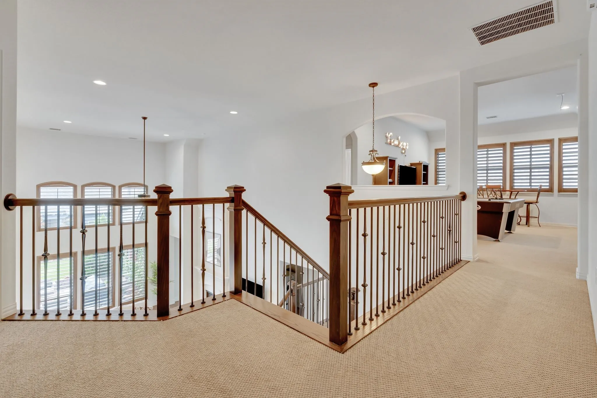Single Family Residence For Sale in Denton County , 601 Sandy Lane, Flower Mound, Texas 75022, 5 Bedroom, 4 Bathroom, 2 Garage spaces, 3,839 Sqft, built in 2016, mls#21260279, Real Estate Agent in Flower Mound, Homes For Sale in Denton county, Homes For Sale in Flower Mound, Realtor in Flower Mound Texas, Real Estate Brokerage Independent Realty Texas, Luminita Cordes Realtor