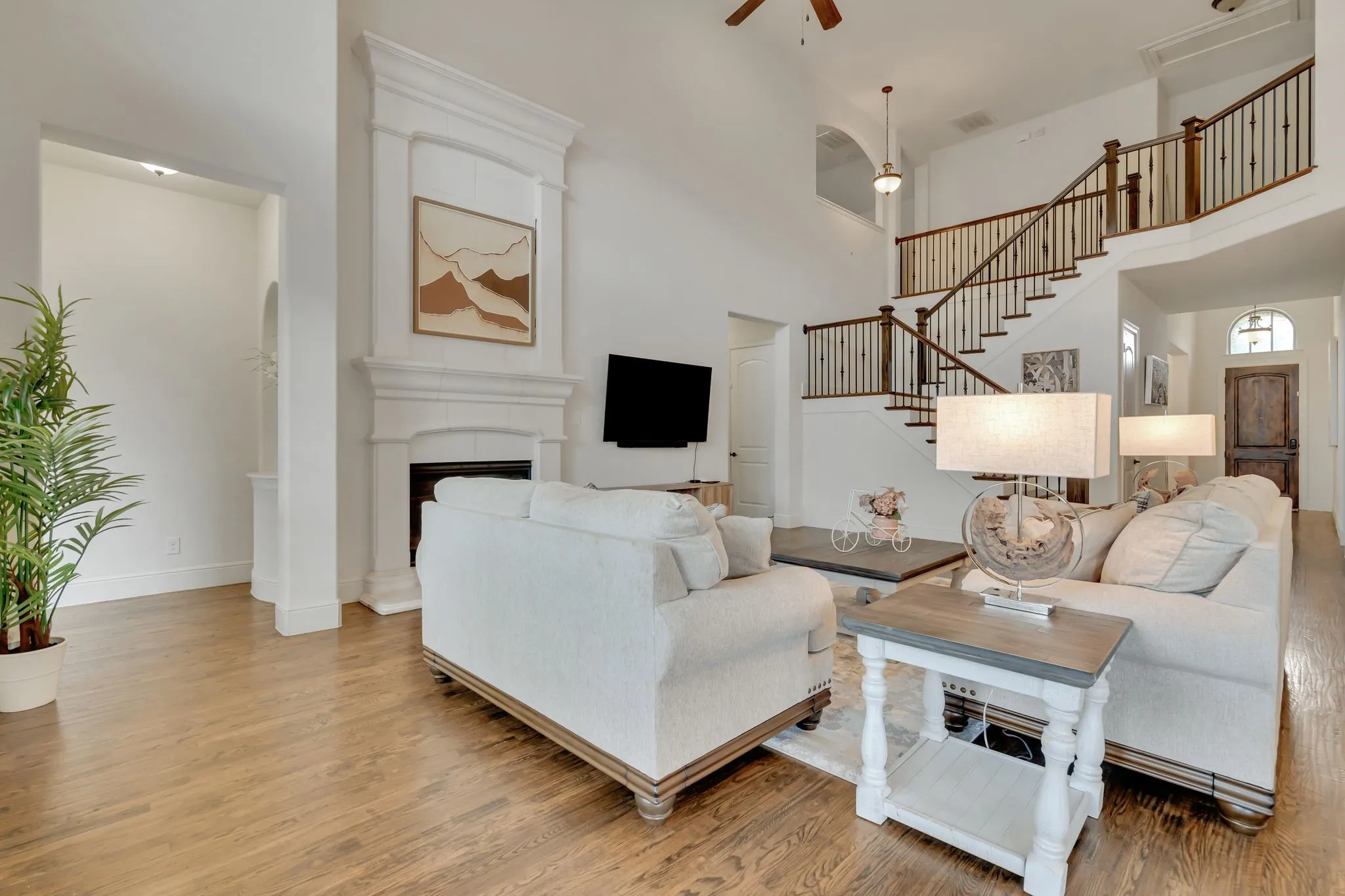 Single Family Residence For Sale in Denton County , 601 Sandy Lane, Flower Mound, Texas 75022, 5 Bedroom, 4 Bathroom, 2 Garage spaces, 3,839 Sqft, built in 2016, mls#21260279, Real Estate Agent in Flower Mound, Homes For Sale in Denton county, Homes For Sale in Flower Mound, Realtor in Flower Mound Texas, Real Estate Brokerage Independent Realty Texas, Luminita Cordes Realtor