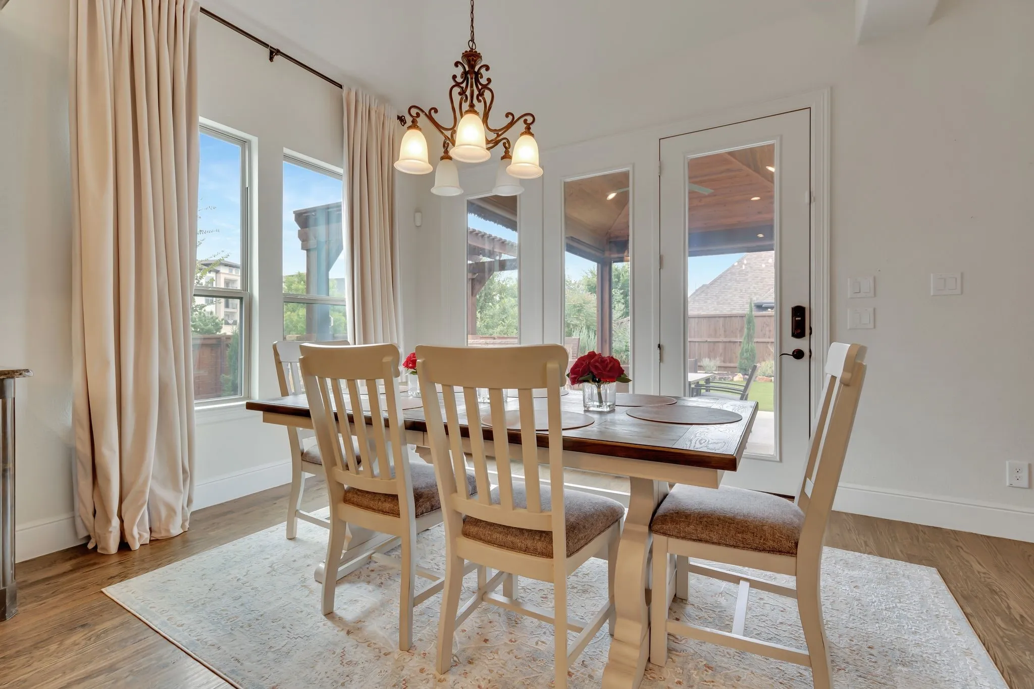Single Family Residence For Sale in Denton County , 601 Sandy Lane, Flower Mound, Texas 75022, 5 Bedroom, 4 Bathroom, 2 Garage spaces, 3,839 Sqft, built in 2016, mls#21260279, Real Estate Agent in Flower Mound, Homes For Sale in Denton county, Homes For Sale in Flower Mound, Realtor in Flower Mound Texas, Real Estate Brokerage Independent Realty Texas, Luminita Cordes Realtor