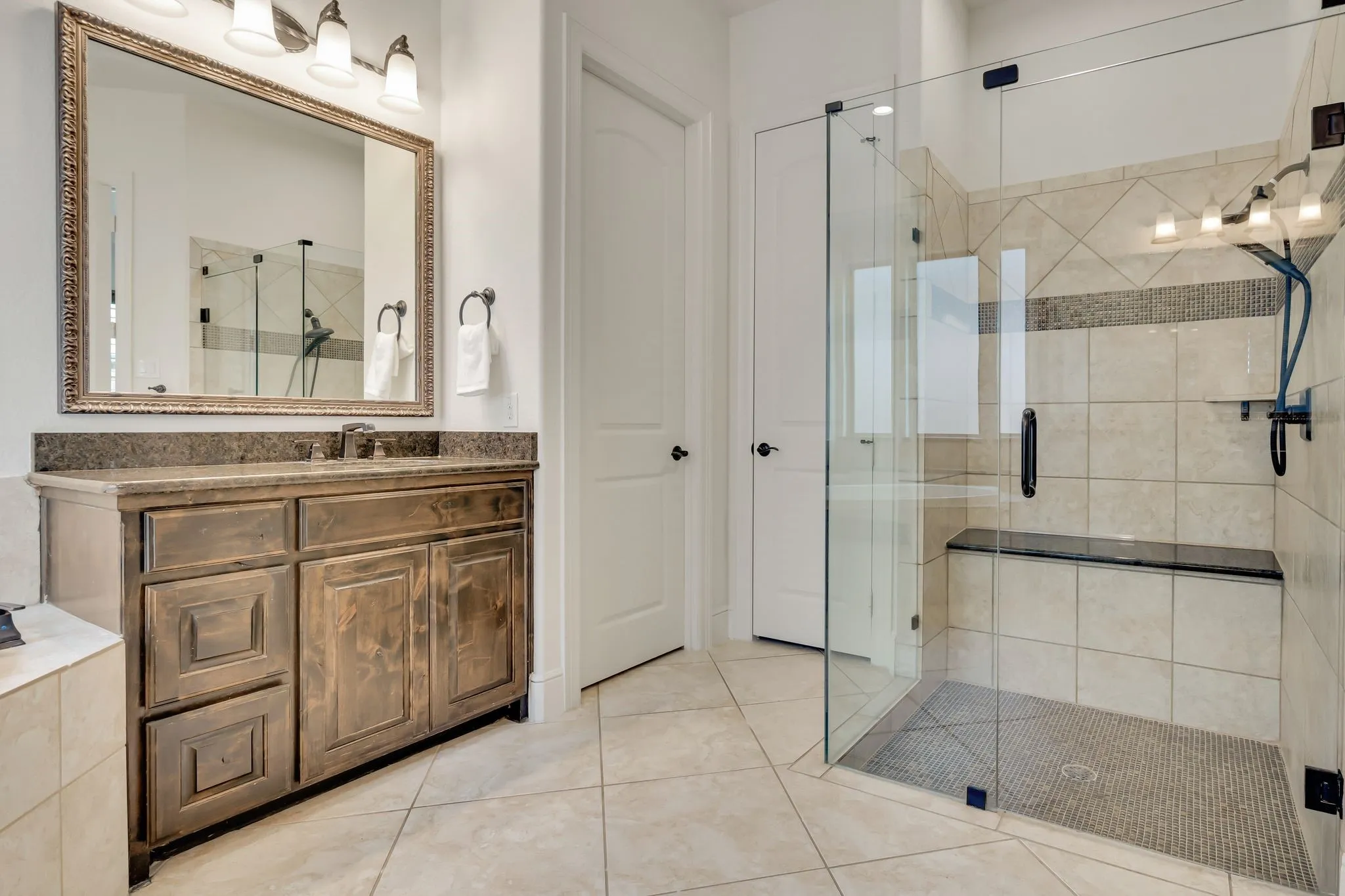 Single Family Residence For Sale in Denton County , 601 Sandy Lane, Flower Mound, Texas 75022, 5 Bedroom, 4 Bathroom, 2 Garage spaces, 3,839 Sqft, built in 2016, mls#21260279, Real Estate Agent in Flower Mound, Homes For Sale in Denton county, Homes For Sale in Flower Mound, Realtor in Flower Mound Texas, Real Estate Brokerage Independent Realty Texas, Luminita Cordes Realtor