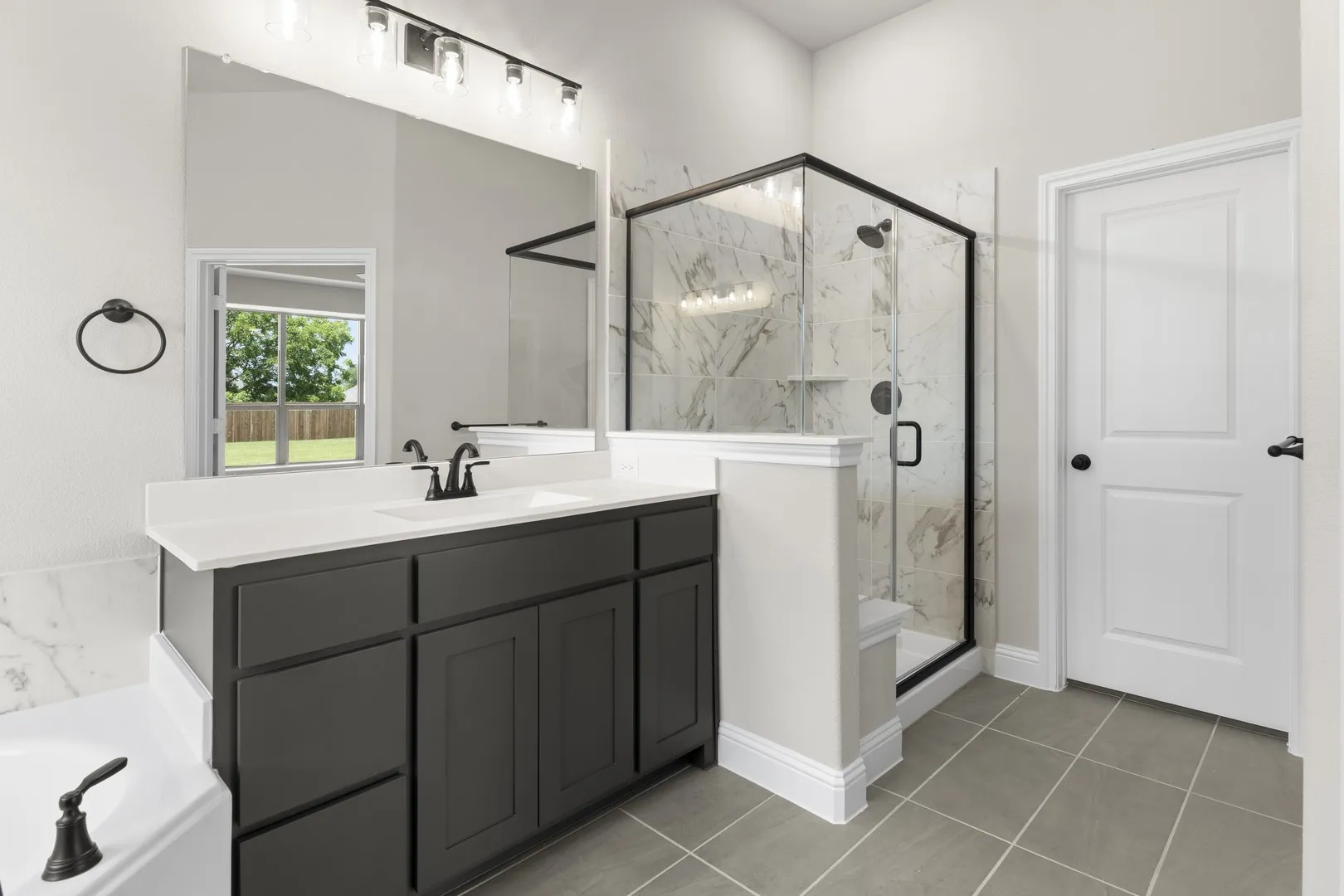 DFW-Lovers Landing-Concept 2370-417 Heritage Hill Drive-Bath2-Risewell Homes