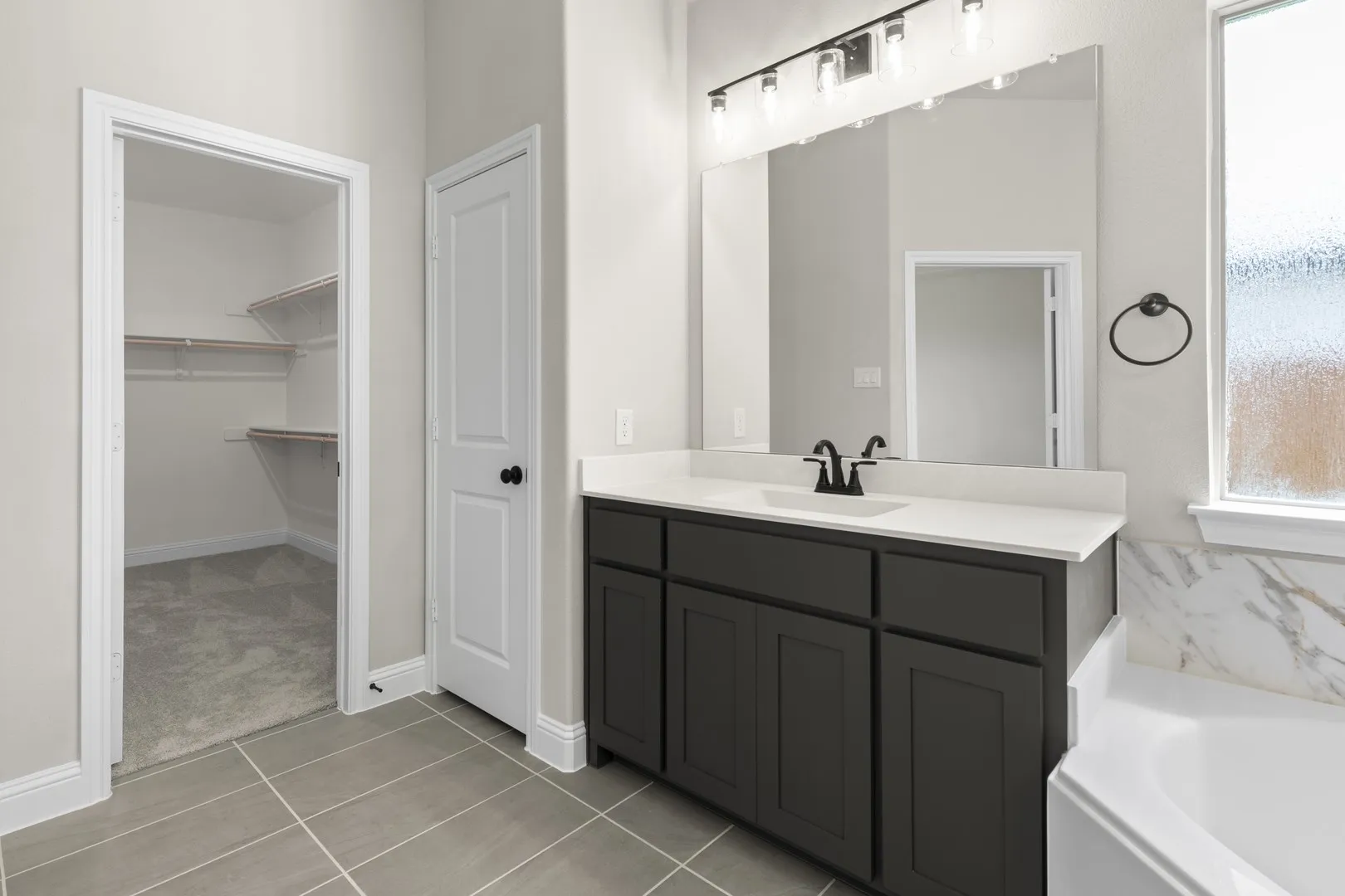 DFW-Lovers Landing-Concept 2370-417 Heritage Hill Drive-Bath3-Risewell Homes