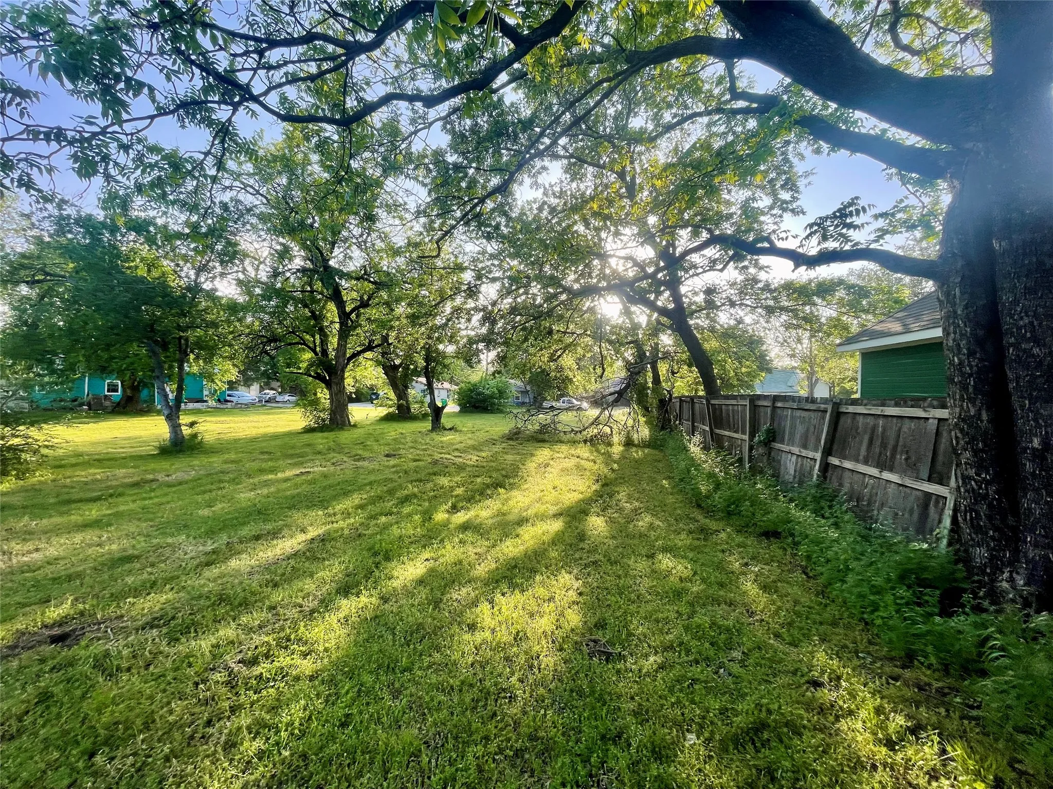 Unimproved Land For Sale in Cooke County , 320 N Morris Street, Gainesville, Texas 76240, 0, 0, Garage spaces, 0 Sqft, built in 0, Price $60,000, mls#21257672, Real Estate Agent in Gainesville, Homes For Sale in Cooke county, Homes For Sale in Gainesville, Realtor in Gainesville Texas, Real Estate Brokerage Independent Realty Texas, Luminita Cordes Realtor