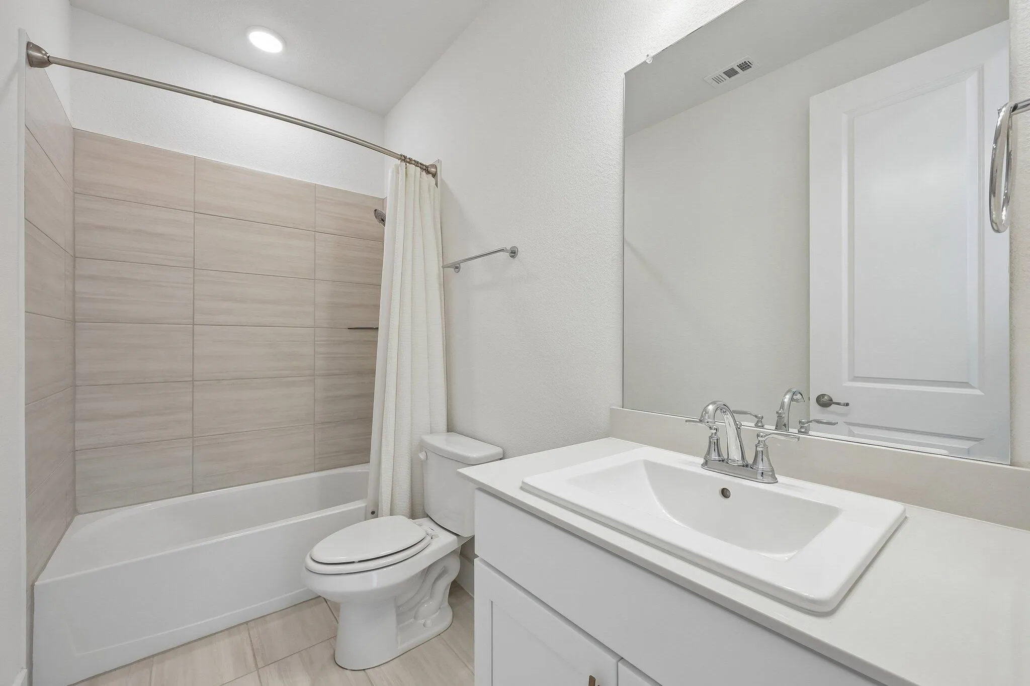 Single Family Residence For Sale in Collin County , 3912 Slate Street, Mc Kinney, Texas 75071, 4 Bedroom, 5 Bathroom, 3 Garage spaces, 3,454 Sqft, built in 2024, mls#21260330, Real Estate Agent in Mc Kinney, Homes For Sale in Collin county, Homes For Sale in Mc Kinney, Realtor in Mc Kinney Texas, Real Estate Brokerage Independent Realty Texas, Luminita Cordes Realtor