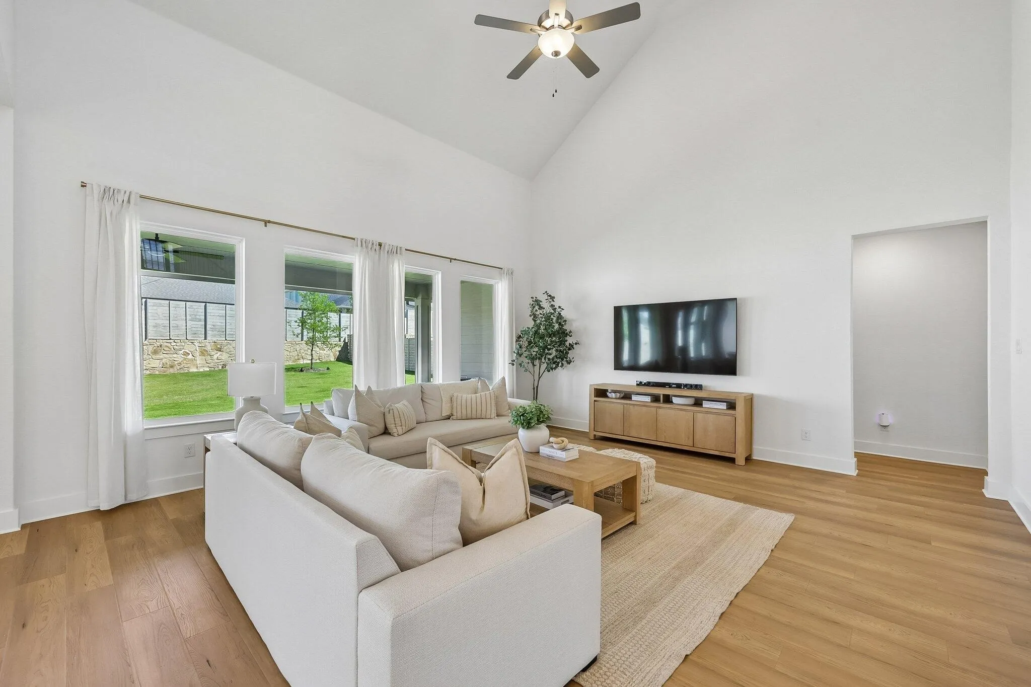 Single Family Residence For Sale in Collin County , 3912 Slate Street, Mc Kinney, Texas 75071, 4 Bedroom, 5 Bathroom, 3 Garage spaces, 3,454 Sqft, built in 2024, mls#21260330, Real Estate Agent in Mc Kinney, Homes For Sale in Collin county, Homes For Sale in Mc Kinney, Realtor in Mc Kinney Texas, Real Estate Brokerage Independent Realty Texas, Luminita Cordes Realtor