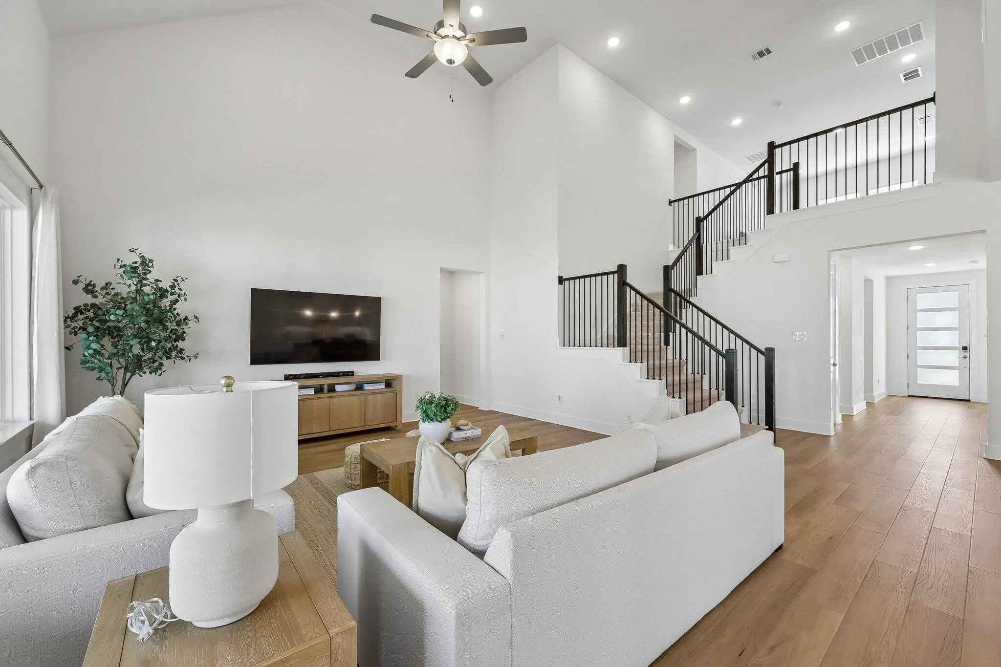 Single Family Residence For Sale in Collin County , 3912 Slate Street, Mc Kinney, Texas 75071, 4 Bedroom, 5 Bathroom, 3 Garage spaces, 3,454 Sqft, built in 2024, mls#21260330, Real Estate Agent in Mc Kinney, Homes For Sale in Collin county, Homes For Sale in Mc Kinney, Realtor in Mc Kinney Texas, Real Estate Brokerage Independent Realty Texas, Luminita Cordes Realtor