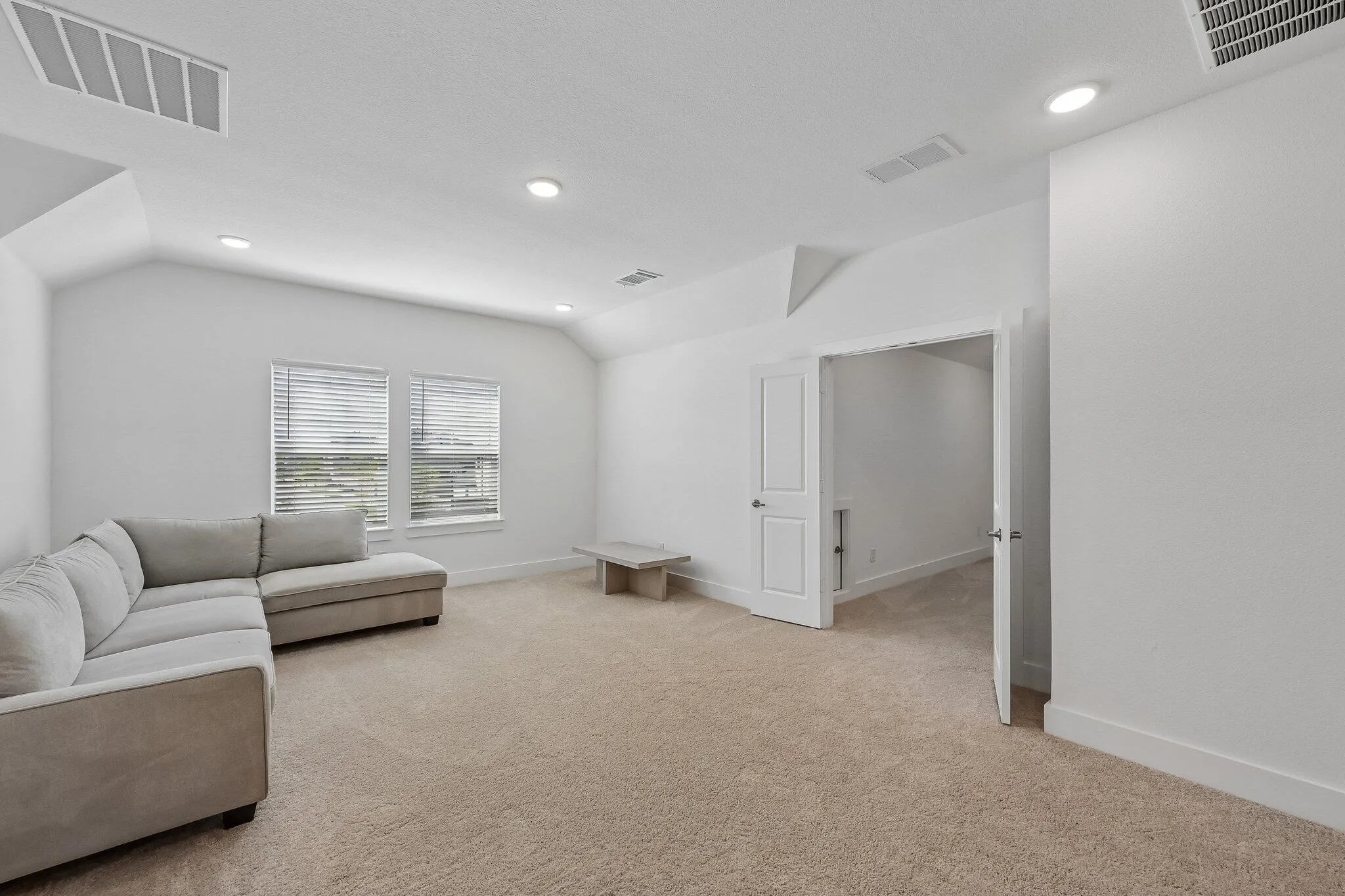 Single Family Residence For Sale in Collin County , 3912 Slate Street, Mc Kinney, Texas 75071, 4 Bedroom, 5 Bathroom, 3 Garage spaces, 3,454 Sqft, built in 2024, mls#21260330, Real Estate Agent in Mc Kinney, Homes For Sale in Collin county, Homes For Sale in Mc Kinney, Realtor in Mc Kinney Texas, Real Estate Brokerage Independent Realty Texas, Luminita Cordes Realtor