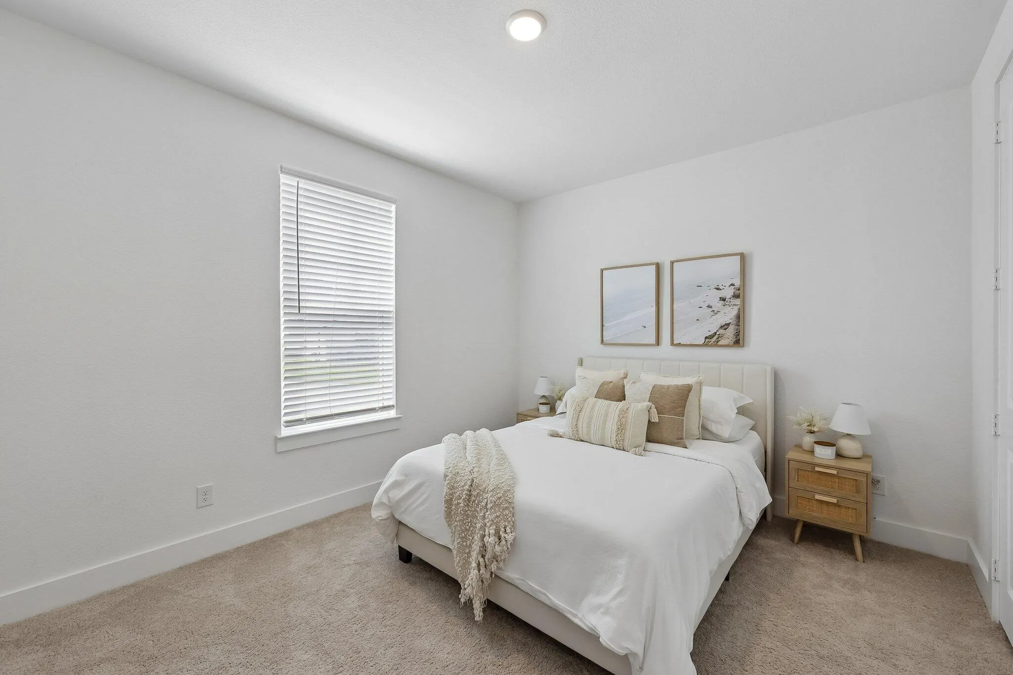 Single Family Residence For Sale in Collin County , 3912 Slate Street, Mc Kinney, Texas 75071, 4 Bedroom, 5 Bathroom, 3 Garage spaces, 3,454 Sqft, built in 2024, mls#21260330, Real Estate Agent in Mc Kinney, Homes For Sale in Collin county, Homes For Sale in Mc Kinney, Realtor in Mc Kinney Texas, Real Estate Brokerage Independent Realty Texas, Luminita Cordes Realtor