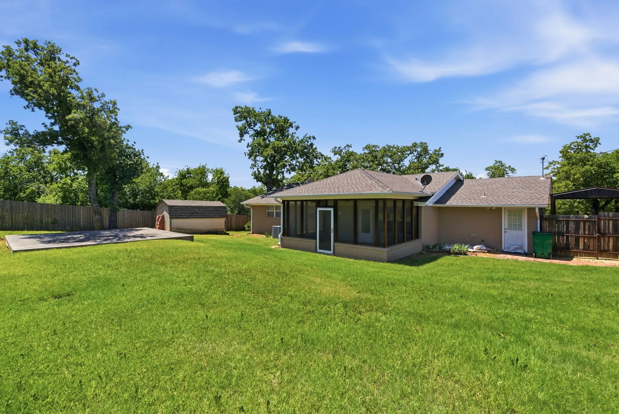 Single Family Residence For Sale in Jack County , 117 Bryan Street, Jacksboro, Texas 76458, 3 Bedroom, 2 Bathroom, Garage spaces, 1,712 Sqft, built in 1975, Price $315,000, mls#21259183, Real Estate Agent in Jacksboro, Homes For Sale in Jack county, Homes For Sale in Jacksboro, Realtor in Jacksboro Texas, Real Estate Brokerage Independent Realty Texas, Luminita Cordes Realtor