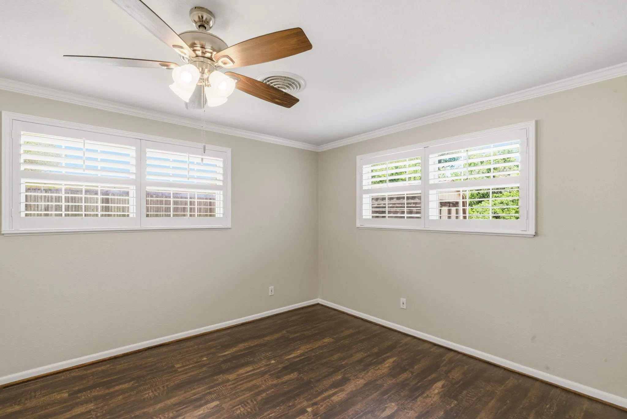 Single Family Residence For Sale in Jack County , 117 Bryan Street, Jacksboro, Texas 76458, 3 Bedroom, 2 Bathroom, Garage spaces, 1,712 Sqft, built in 1975, Price $315,000, mls#21259183, Real Estate Agent in Jacksboro, Homes For Sale in Jack county, Homes For Sale in Jacksboro, Realtor in Jacksboro Texas, Real Estate Brokerage Independent Realty Texas, Luminita Cordes Realtor