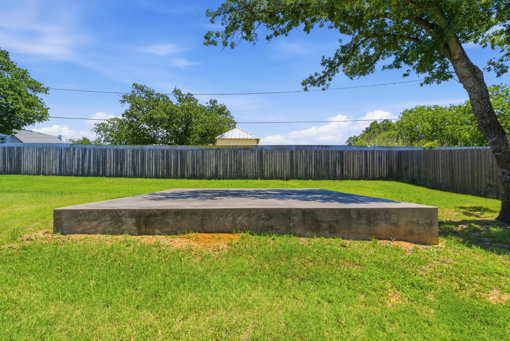 Single Family Residence For Sale in Jack County , 117 Bryan Street, Jacksboro, Texas 76458, 3 Bedroom, 2 Bathroom, Garage spaces, 1,712 Sqft, built in 1975, Price $315,000, mls#21259183, Real Estate Agent in Jacksboro, Homes For Sale in Jack county, Homes For Sale in Jacksboro, Realtor in Jacksboro Texas, Real Estate Brokerage Independent Realty Texas, Luminita Cordes Realtor