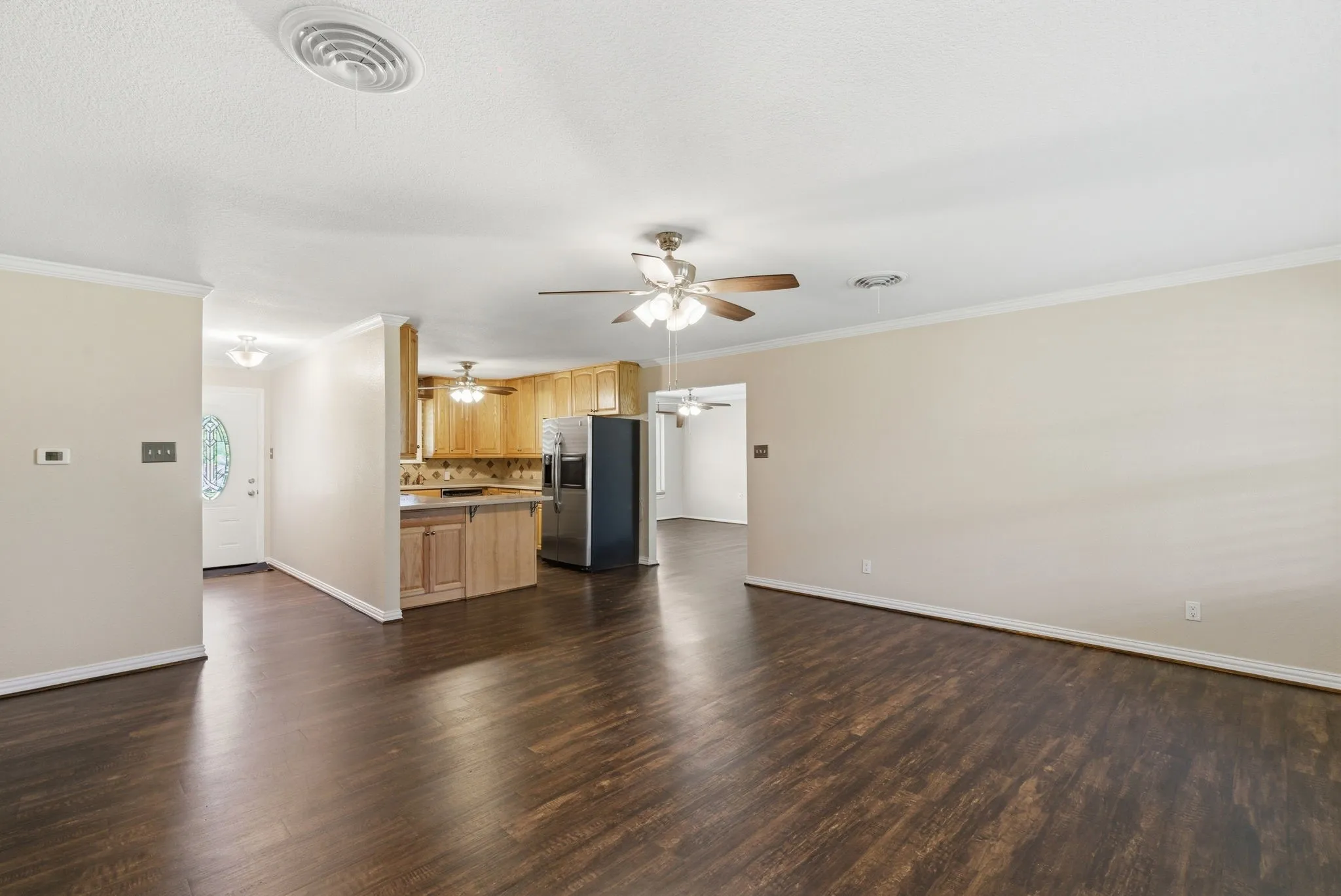 Single Family Residence For Sale in Jack County , 117 Bryan Street, Jacksboro, Texas 76458, 3 Bedroom, 2 Bathroom, Garage spaces, 1,712 Sqft, built in 1975, Price $315,000, mls#21259183, Real Estate Agent in Jacksboro, Homes For Sale in Jack county, Homes For Sale in Jacksboro, Realtor in Jacksboro Texas, Real Estate Brokerage Independent Realty Texas, Luminita Cordes Realtor