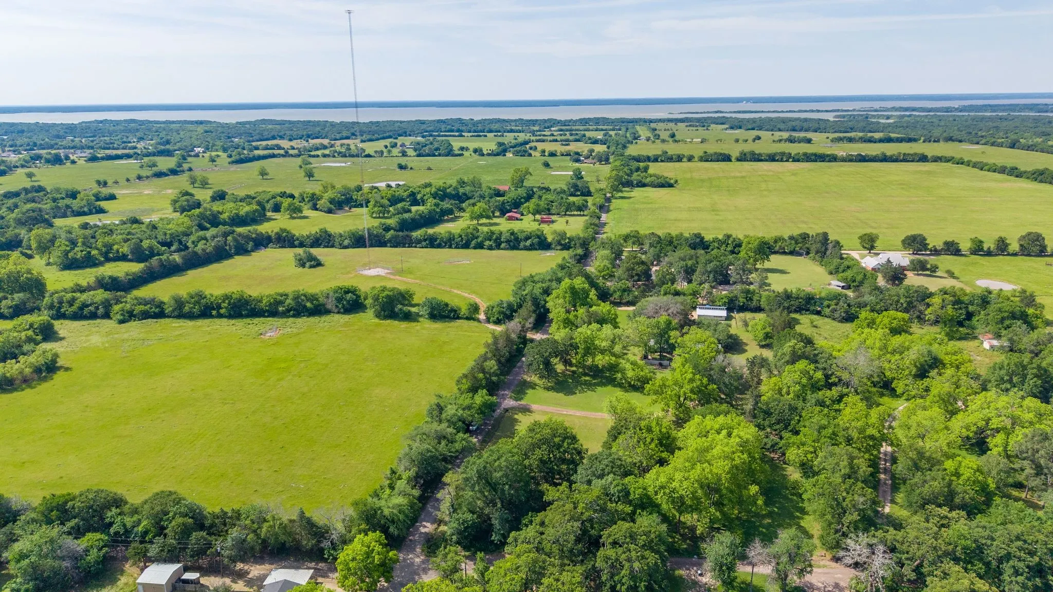 Single Family Residence For Sale in Delta County , 96 SE 12 Street, Cooper, Texas 75432, 3 Bedroom, 2 Bathroom, Garage spaces, 2,534 Sqft, built in 1900, Unknown, mls#21245020, Real Estate Agent in Cooper, Homes For Sale in Delta county, Homes For Sale in Cooper, Realtor in Cooper Texas, Real Estate Brokerage Independent Realty Texas, Luminita Cordes Realtor
