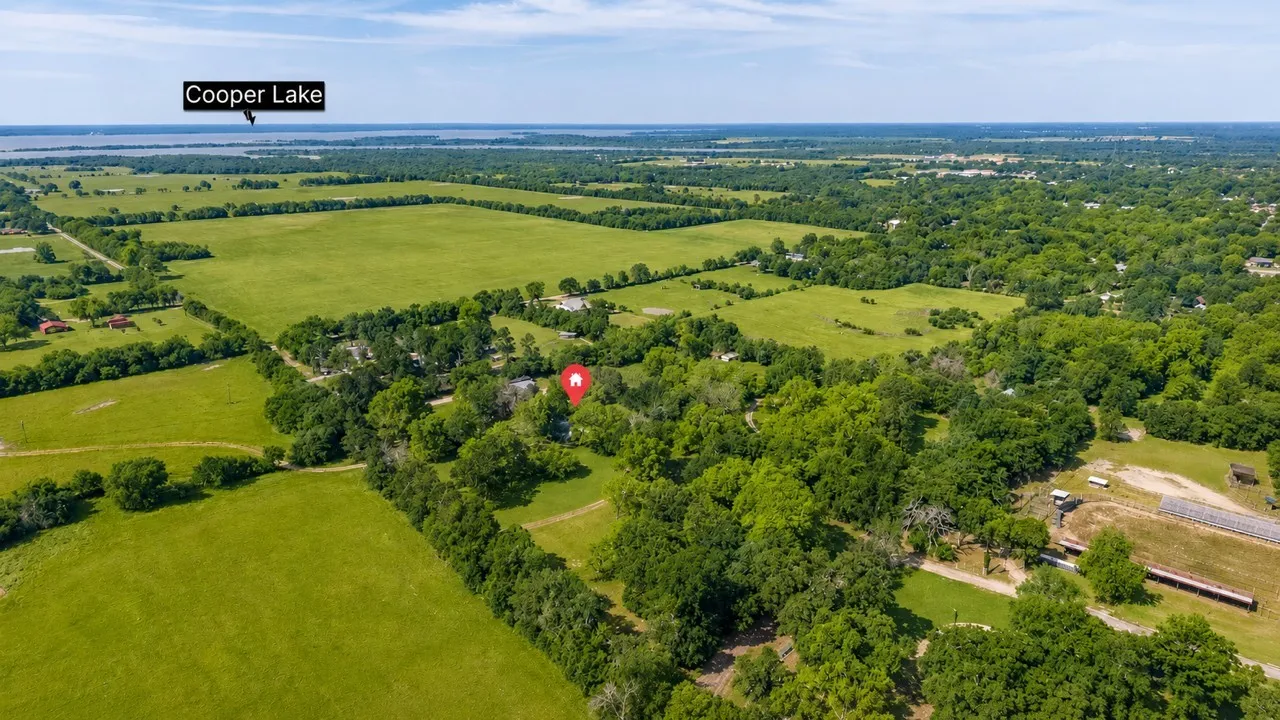 Single Family Residence For Sale in Delta County , 96 SE 12 Street, Cooper, Texas 75432, 3 Bedroom, 2 Bathroom, Garage spaces, 2,534 Sqft, built in 1900, Unknown, mls#21245020, Real Estate Agent in Cooper, Homes For Sale in Delta county, Homes For Sale in Cooper, Realtor in Cooper Texas, Real Estate Brokerage Independent Realty Texas, Luminita Cordes Realtor