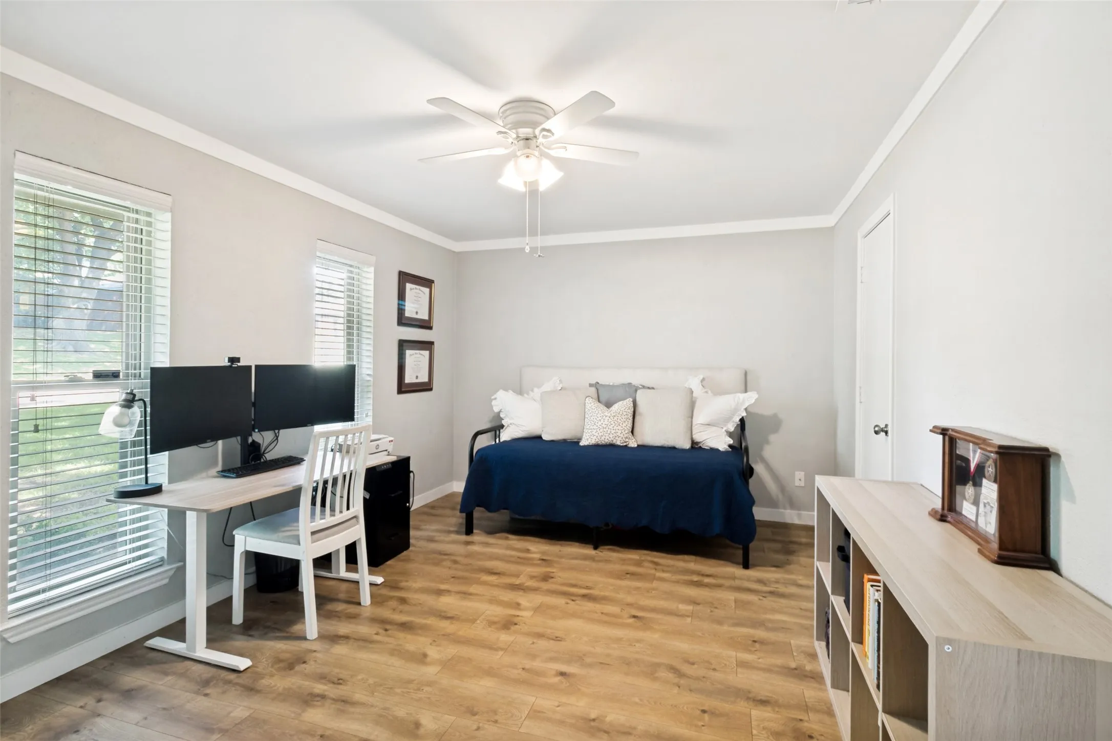 Single Family Residence For Sale in Dallas County , 6922 Allview Lane, Dallas, Texas 75227, 4 Bedroom, 3 Bathroom, 2 Garage spaces, 2,229 Sqft, built in 1973, Preowned, mls#21260021, Real Estate Agent in Dallas, Homes For Sale in Dallas county, Homes For Sale in Dallas, Realtor in Dallas Texas, Real Estate Brokerage Independent Realty Texas, Luminita Cordes Realtor