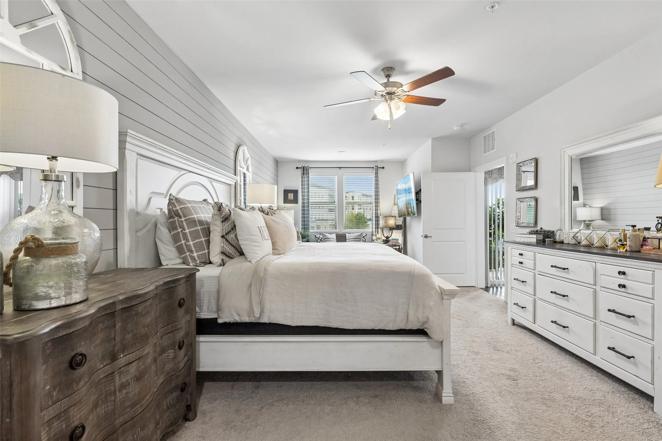 Condominium For Sale in Collin County , 651 N Watters Road 7204, Allen, Texas 75013, 2 Bedroom, 2 Bathroom, 1 Garage spaces, 1,709 Sqft, built in 2024, Preowned, mls#21257349, Real Estate Agent in Allen, Homes For Sale in Collin county, Homes For Sale in Allen, Realtor in Allen Texas, Real Estate Brokerage Independent Realty Texas, Luminita Cordes Realtor