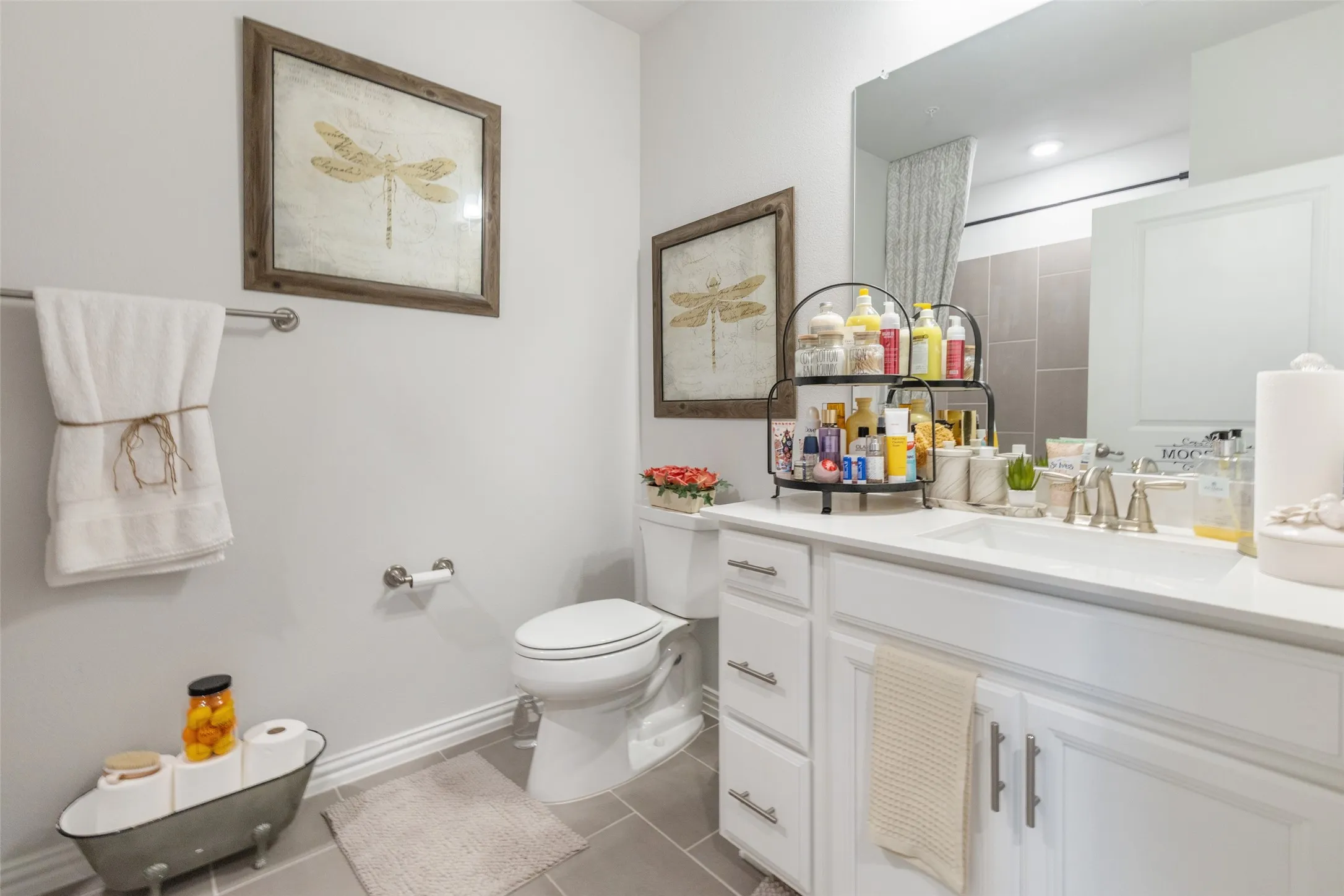 Condominium For Sale in Collin County , 651 N Watters Road 7204, Allen, Texas 75013, 2 Bedroom, 2 Bathroom, 1 Garage spaces, 1,709 Sqft, built in 2024, Preowned, mls#21257349, Real Estate Agent in Allen, Homes For Sale in Collin county, Homes For Sale in Allen, Realtor in Allen Texas, Real Estate Brokerage Independent Realty Texas, Luminita Cordes Realtor