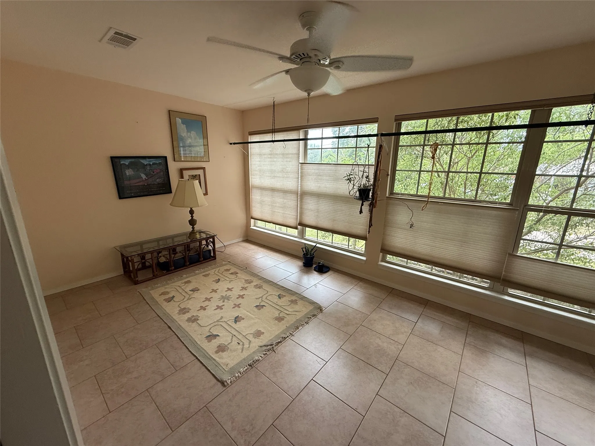 Single Family Residence For Sale in Franklin (TX) County , 1014 Greenwood Street, Winnsboro, Texas 75494, 3 Bedroom, 2 Bathroom, 2 Garage spaces, 1,840 Sqft, built in 2018, Preowned, mls#21260477, Real Estate Agent in Winnsboro, Homes For Sale in Franklin (TX) county, Homes For Sale in Winnsboro, Realtor in Winnsboro Texas, Real Estate Brokerage Independent Realty Texas, Luminita Cordes Realtor