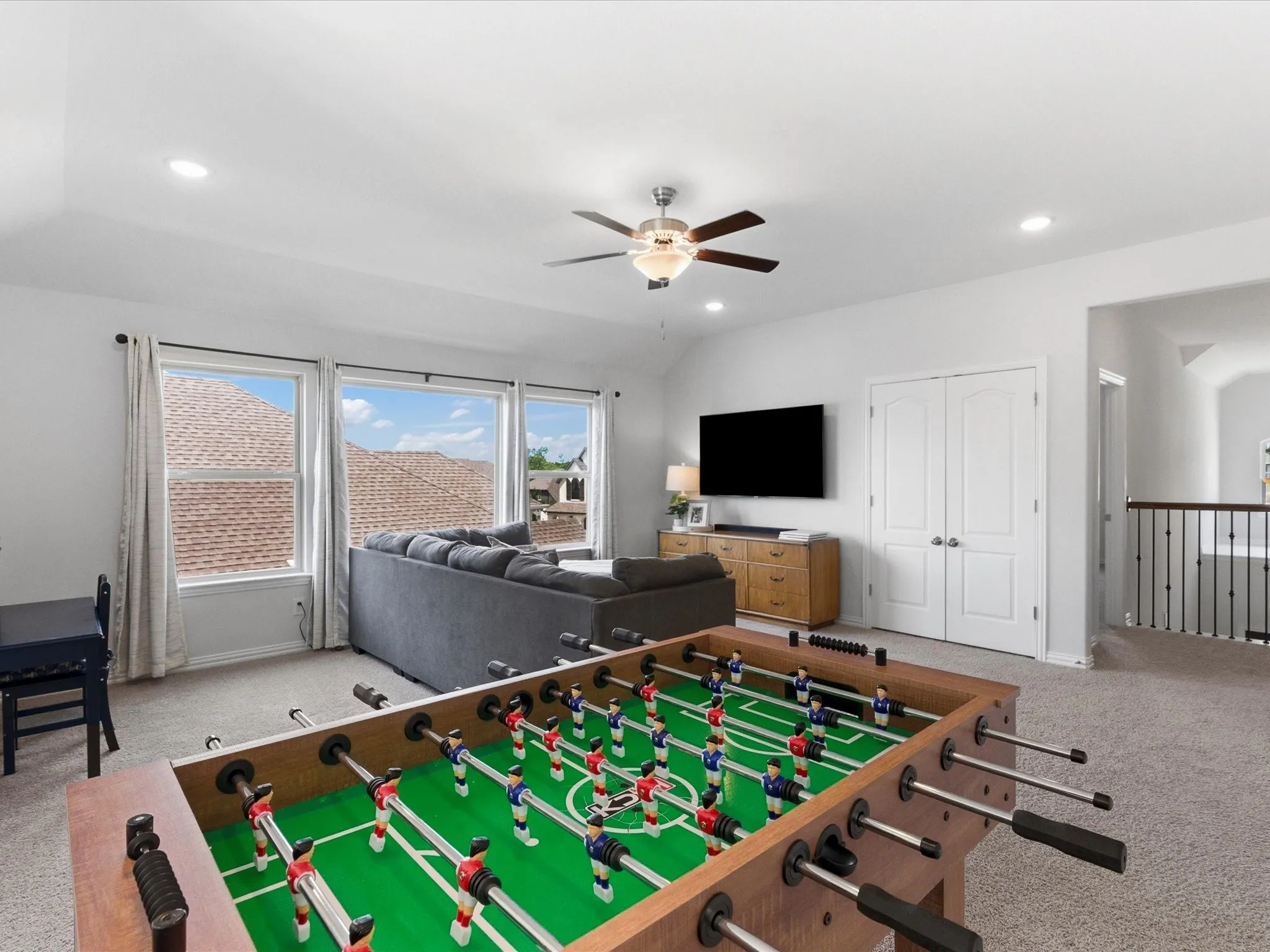 Single Family Residence For Sale in Grayson County , 518 N Eagle Point Road, Van Alstyne, Texas 75495, 4 Bedroom, 4 Bathroom, 2 Garage spaces, 3,014 Sqft, built in 2021, mls#21259804, Real Estate Agent in Van Alstyne, Homes For Sale in Grayson county, Homes For Sale in Van Alstyne, Realtor in Van Alstyne Texas, Real Estate Brokerage Independent Realty Texas, Luminita Cordes Realtor