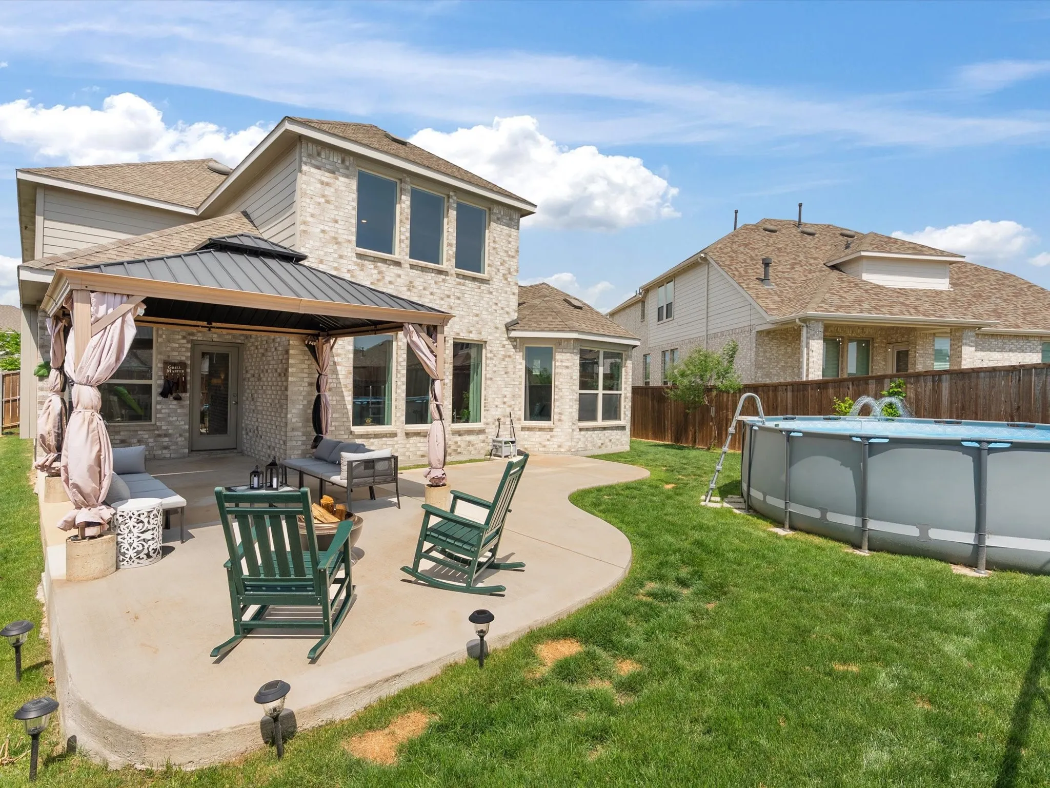 Single Family Residence For Sale in Grayson County , 518 N Eagle Point Road, Van Alstyne, Texas 75495, 4 Bedroom, 4 Bathroom, 2 Garage spaces, 3,014 Sqft, built in 2021, mls#21259804, Real Estate Agent in Van Alstyne, Homes For Sale in Grayson county, Homes For Sale in Van Alstyne, Realtor in Van Alstyne Texas, Real Estate Brokerage Independent Realty Texas, Luminita Cordes Realtor