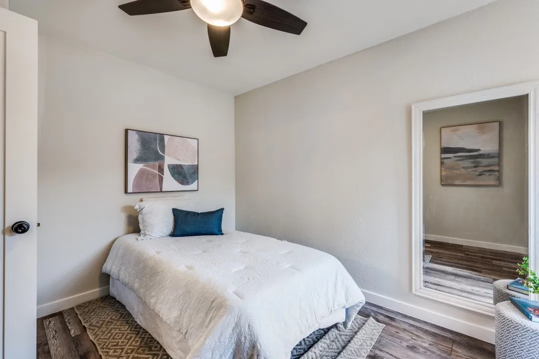 Condominium For Rent in Tarrant County , 2100 Rainbow Drive 4111, Arlington, Texas 76011, 2 Bedrooms, 1 Bathroom, Garage spaces, 963 Sqft, built in 1983, Price $1,600, mls#21260402, Real Estate Agent in Arlington, Homes For Rent in Tarrant county, Homes For Rent in Arlington, Realtor in Arlington Texas, Real Estate Brokerage Independent Realty Texas, Luminita Cordes Realtor