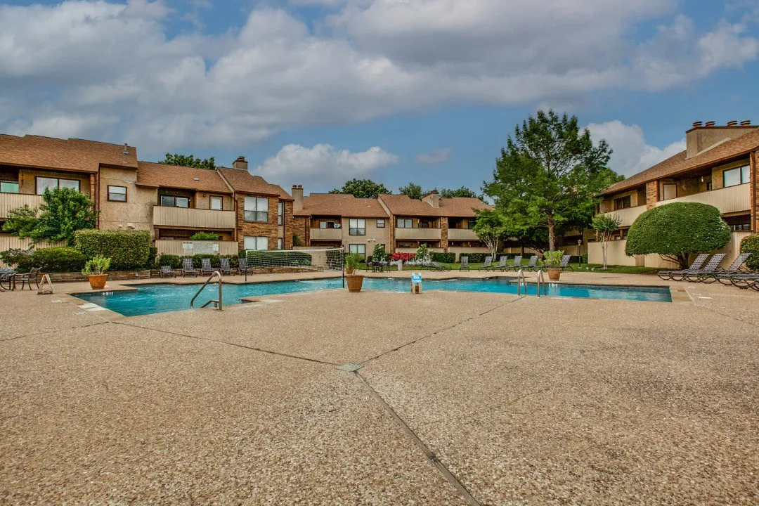 Condominium For Rent in Tarrant County , 2100 Rainbow Drive 4111, Arlington, Texas 76011, 2 Bedrooms, 1 Bathroom, Garage spaces, 963 Sqft, built in 1983, Price $1,600, mls#21260402, Real Estate Agent in Arlington, Homes For Rent in Tarrant county, Homes For Rent in Arlington, Realtor in Arlington Texas, Real Estate Brokerage Independent Realty Texas, Luminita Cordes Realtor