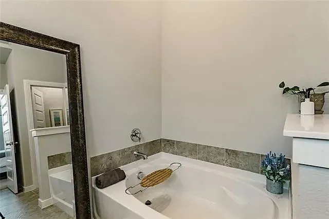 Single Family Residence For Sale in Kaufman County , 1249 Meridian, Forney, Texas 75126, 4 Bedroom, 4 Bathroom, 2 Garage spaces, 2,908 Sqft, built in 2019, mls#21253268, Real Estate Agent in Forney, Homes For Sale in Kaufman county, Homes For Sale in Forney, Realtor in Forney Texas, Real Estate Brokerage Independent Realty Texas, Luminita Cordes Realtor