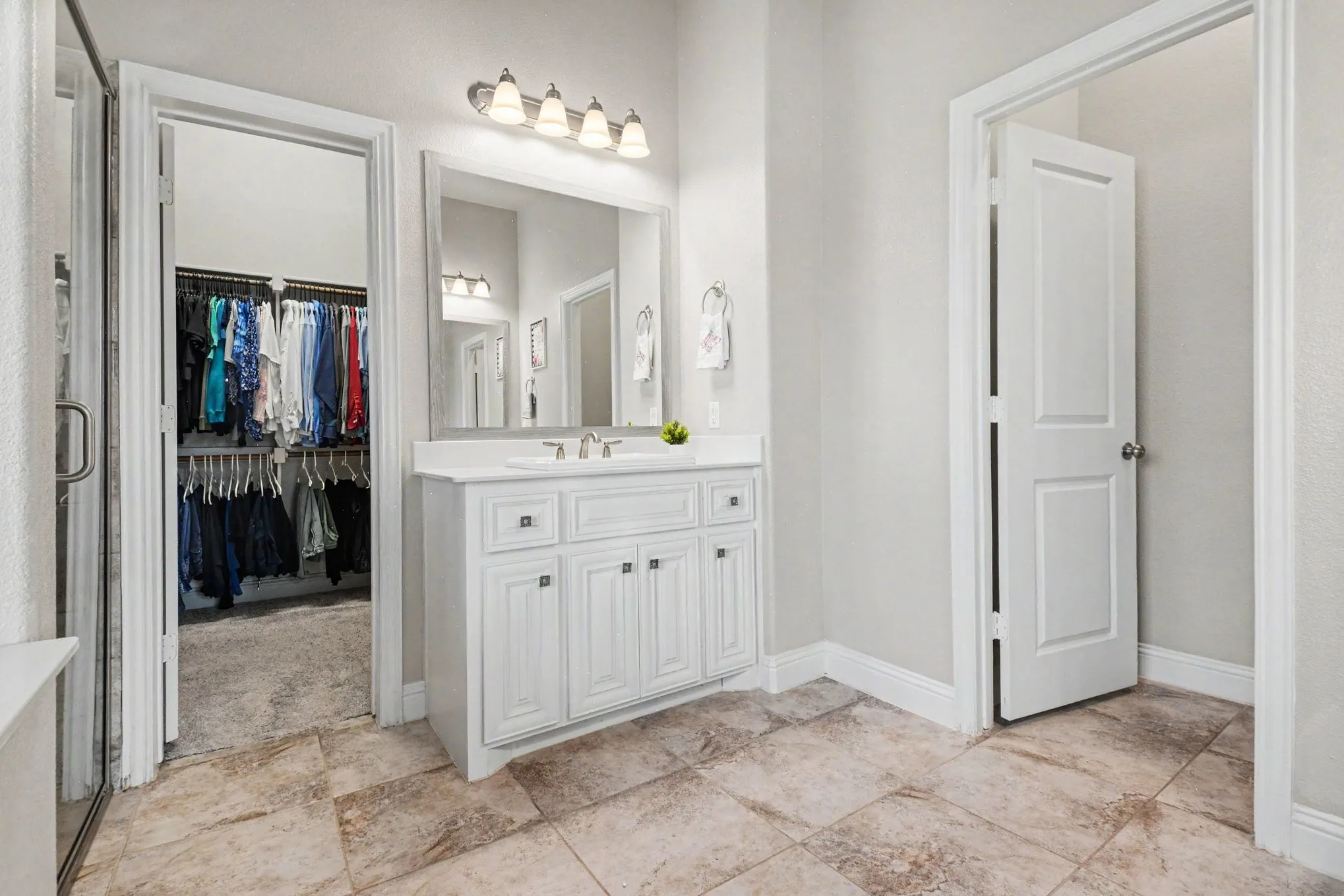 Single Family Residence For Sale in Collin County , 1211 Great Meadows Drive, Wylie, Texas 75098, 4 Bedroom, 4 Bathroom, 3 Garage spaces, 3,636 Sqft, built in 2017, Preowned, mls#21256143, Real Estate Agent in Wylie, Homes For Sale in Collin county, Homes For Sale in Wylie, Realtor in Wylie Texas, Real Estate Brokerage Independent Realty Texas, Luminita Cordes Realtor