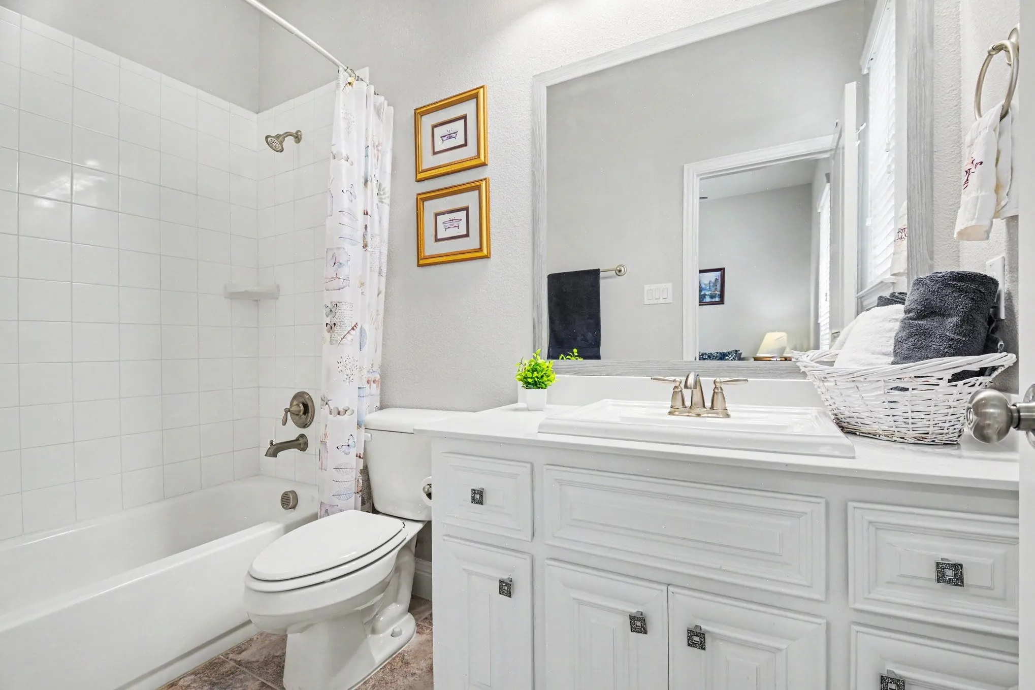 Single Family Residence For Sale in Collin County , 1211 Great Meadows Drive, Wylie, Texas 75098, 4 Bedroom, 4 Bathroom, 3 Garage spaces, 3,636 Sqft, built in 2017, Preowned, mls#21256143, Real Estate Agent in Wylie, Homes For Sale in Collin county, Homes For Sale in Wylie, Realtor in Wylie Texas, Real Estate Brokerage Independent Realty Texas, Luminita Cordes Realtor
