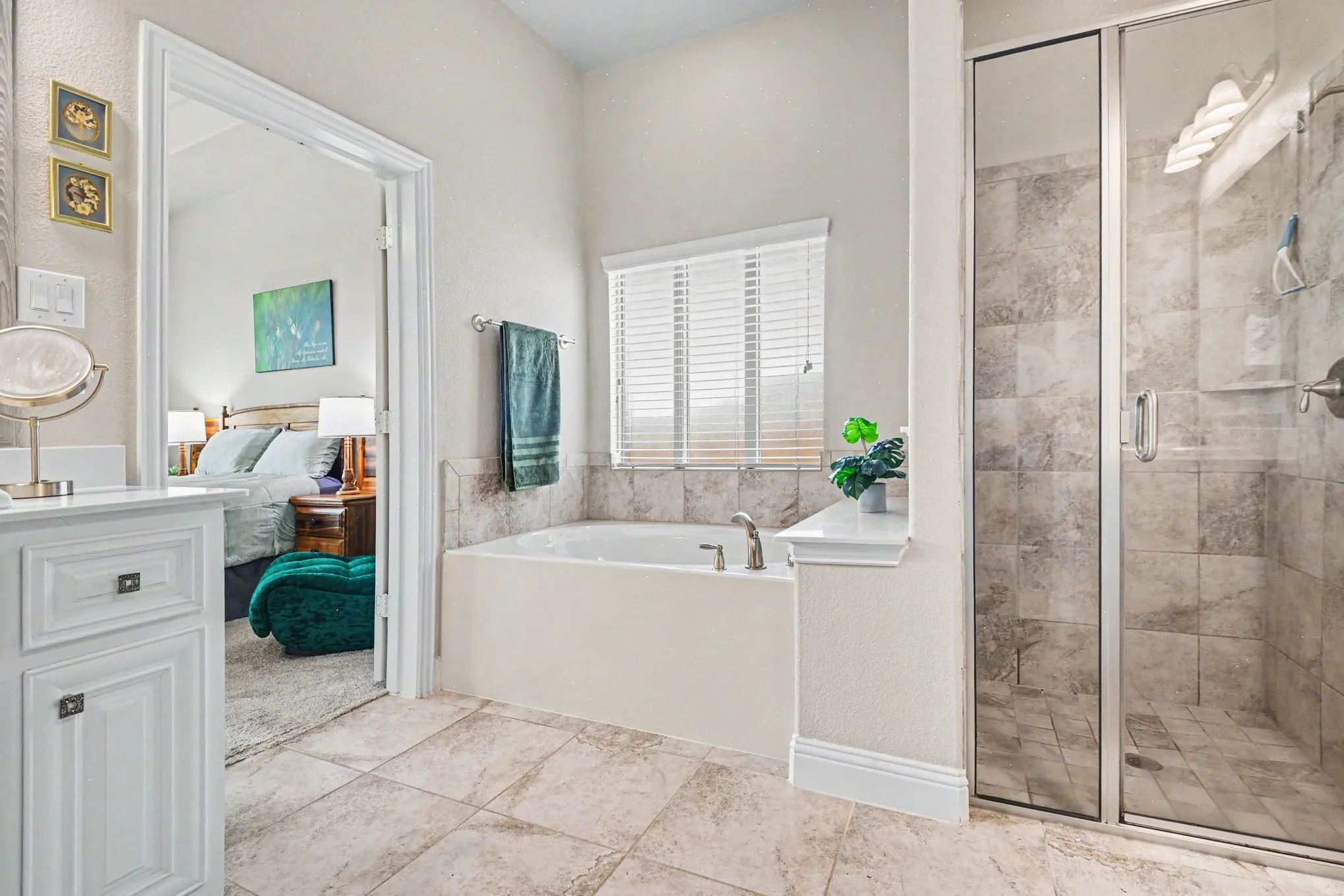 Single Family Residence For Sale in Collin County , 1211 Great Meadows Drive, Wylie, Texas 75098, 4 Bedroom, 4 Bathroom, 3 Garage spaces, 3,636 Sqft, built in 2017, Preowned, mls#21256143, Real Estate Agent in Wylie, Homes For Sale in Collin county, Homes For Sale in Wylie, Realtor in Wylie Texas, Real Estate Brokerage Independent Realty Texas, Luminita Cordes Realtor