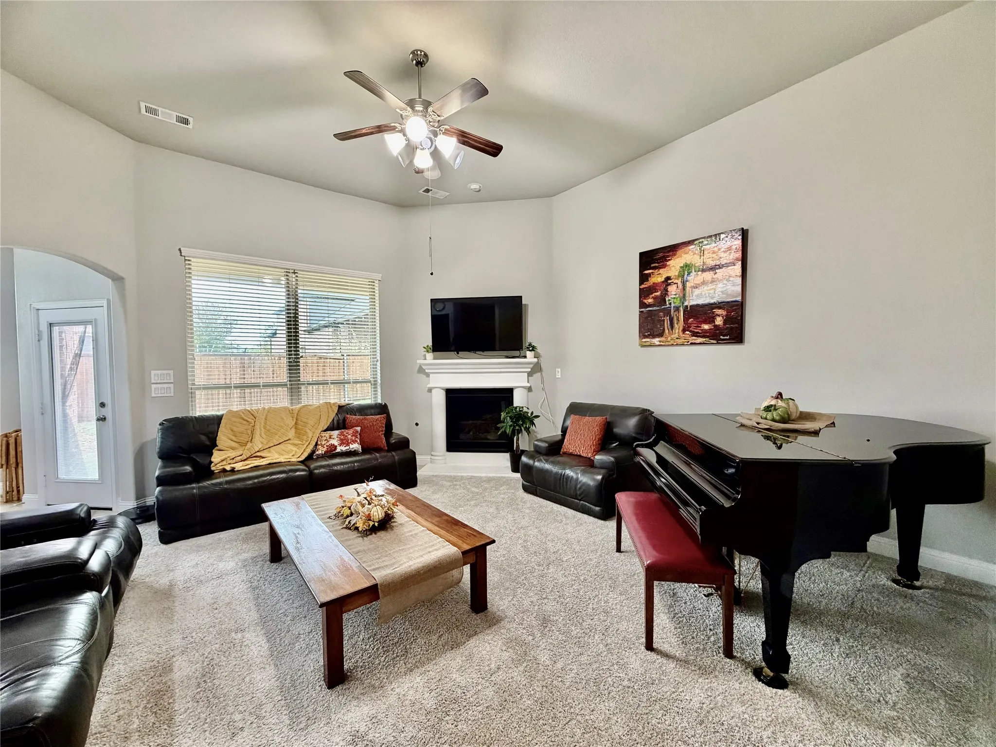 Single Family Residence For Sale in Collin County , 1211 Great Meadows Drive, Wylie, Texas 75098, 4 Bedroom, 4 Bathroom, 3 Garage spaces, 3,636 Sqft, built in 2017, Preowned, mls#21256143, Real Estate Agent in Wylie, Homes For Sale in Collin county, Homes For Sale in Wylie, Realtor in Wylie Texas, Real Estate Brokerage Independent Realty Texas, Luminita Cordes Realtor