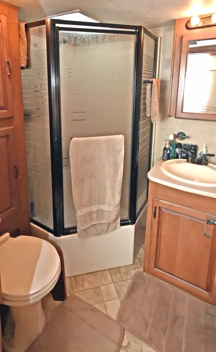 Single Family Residence For Sale in Wood County , 6435 N FM 17 146 & #147, Yantis, Texas 75497, 2 Bedrooms, 2 Bathrooms, Garage spaces, 396 Sqft, built in 2024, Preowned, Price $119,500, mls#21259587, Real Estate Agent in Yantis, Homes For Sale in Wood county, Homes For Sale in Yantis, Realtor in Yantis Texas, Real Estate Brokerage Independent Realty Texas, Luminita Cordes Realtor