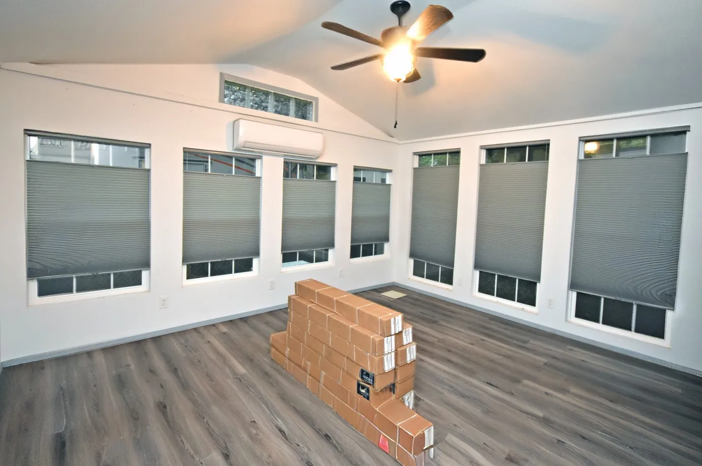 Single Family Residence For Sale in Wood County , 6435 N FM 17 146 & #147, Yantis, Texas 75497, 2 Bedrooms, 2 Bathrooms, Garage spaces, 396 Sqft, built in 2024, Preowned, Price $119,500, mls#21259587, Real Estate Agent in Yantis, Homes For Sale in Wood county, Homes For Sale in Yantis, Realtor in Yantis Texas, Real Estate Brokerage Independent Realty Texas, Luminita Cordes Realtor