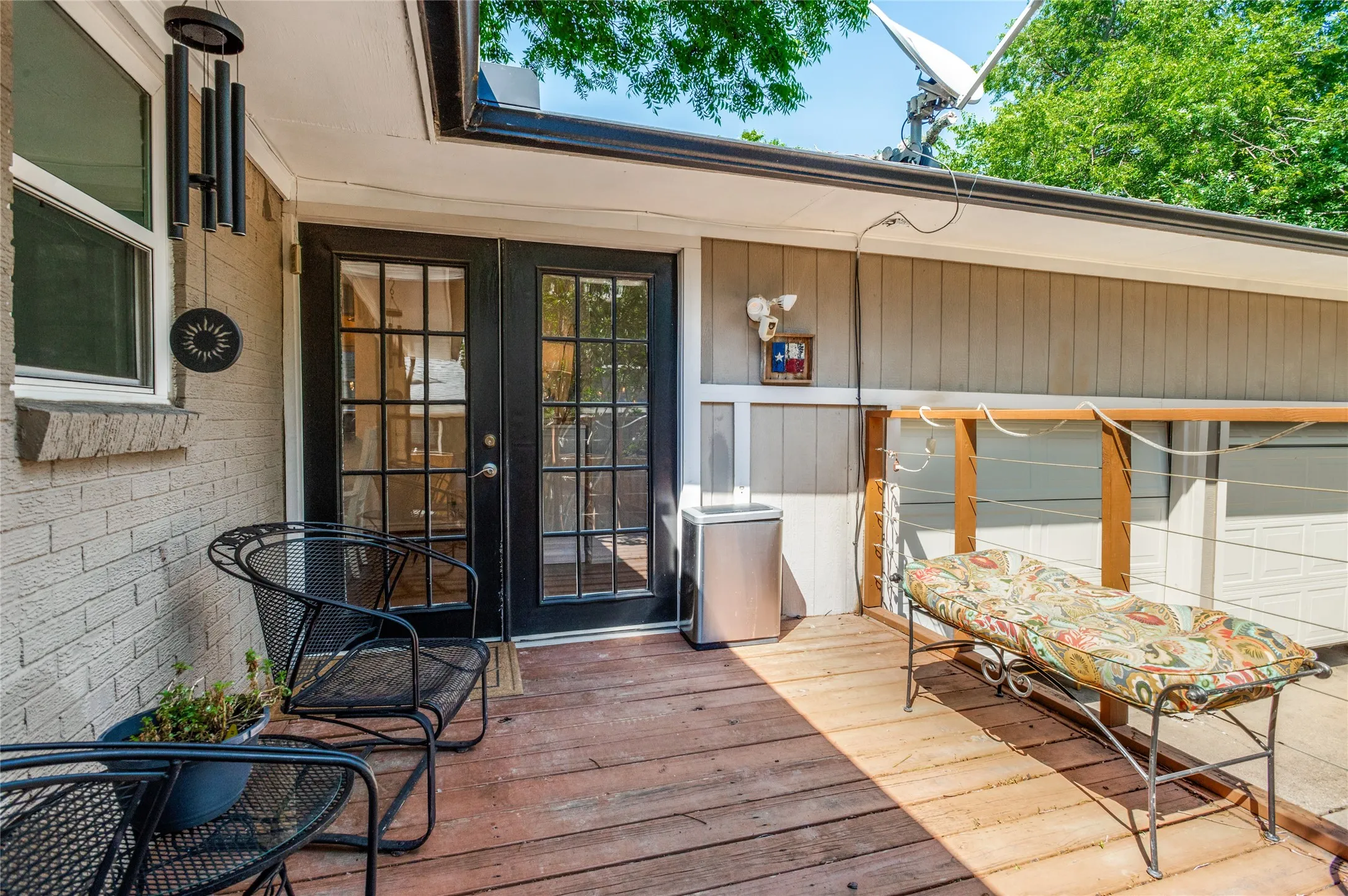 Single Family Residence For Sale in Dallas County , 9020 Westbriar Drive, Dallas, Texas 75228, 3 Bedroom, 2 Bathroom, 2 Garage spaces, 1,688 Sqft, built in 1960, Preowned, mls#21259894, Real Estate Agent in Dallas, Homes For Sale in Dallas county, Homes For Sale in Dallas, Realtor in Dallas Texas, Real Estate Brokerage Independent Realty Texas, Luminita Cordes Realtor