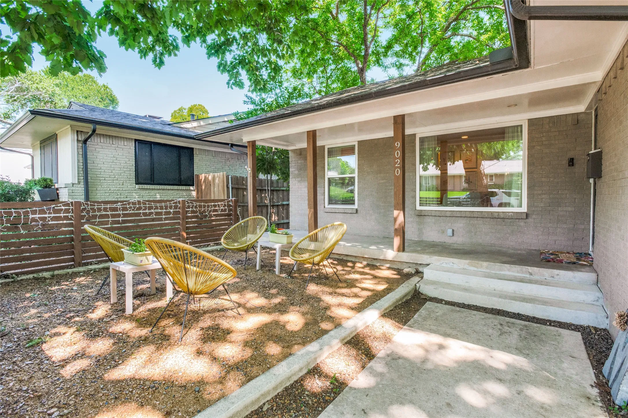 Single Family Residence For Sale in Dallas County , 9020 Westbriar Drive, Dallas, Texas 75228, 3 Bedroom, 2 Bathroom, 2 Garage spaces, 1,688 Sqft, built in 1960, Preowned, mls#21259894, Real Estate Agent in Dallas, Homes For Sale in Dallas county, Homes For Sale in Dallas, Realtor in Dallas Texas, Real Estate Brokerage Independent Realty Texas, Luminita Cordes Realtor