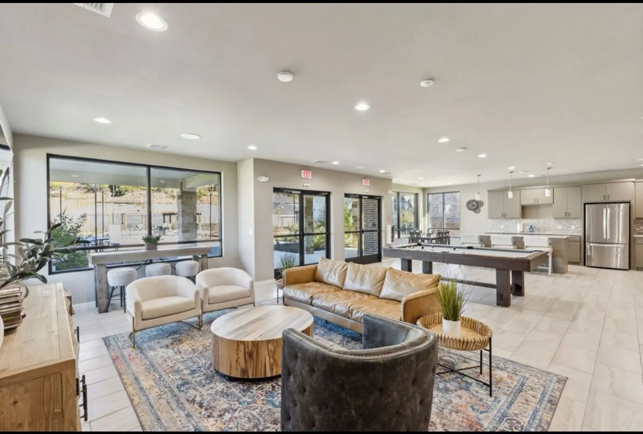 Amenity Center