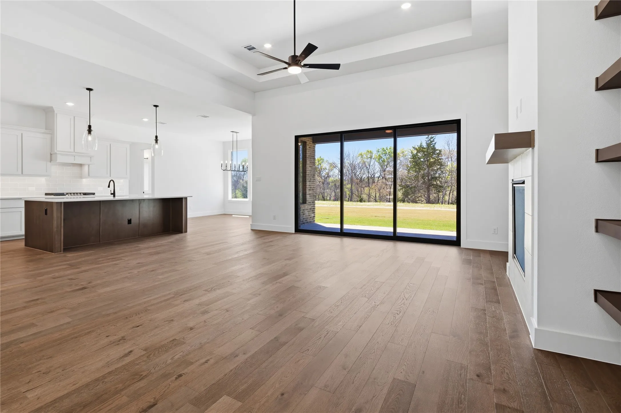 Single Family Residence For Sale in Ellis County , 451 Rocky Drive, Waxahachie, Texas 75176, 4 Bedroom, 4 Bathroom, 3 Garage spaces, 3,502 Sqft, built in 2026, New Construction - Complete, mls#21259388, Real Estate Agent in Waxahachie, Homes For Sale in Ellis county, Homes For Sale in Waxahachie, Realtor in Waxahachie Texas, Real Estate Brokerage Independent Realty Texas, Luminita Cordes Realtor